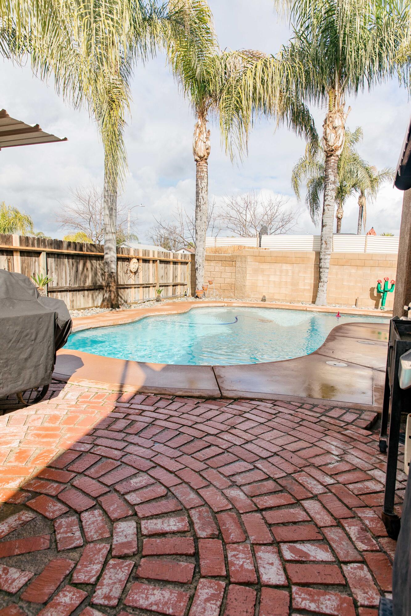 2158 Country View Avenue