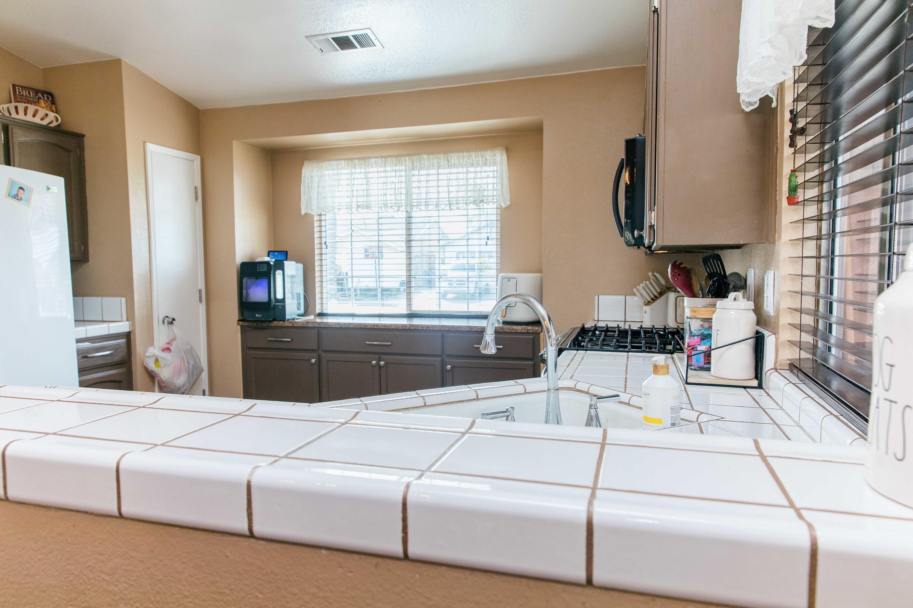 2158 Country View Avenue