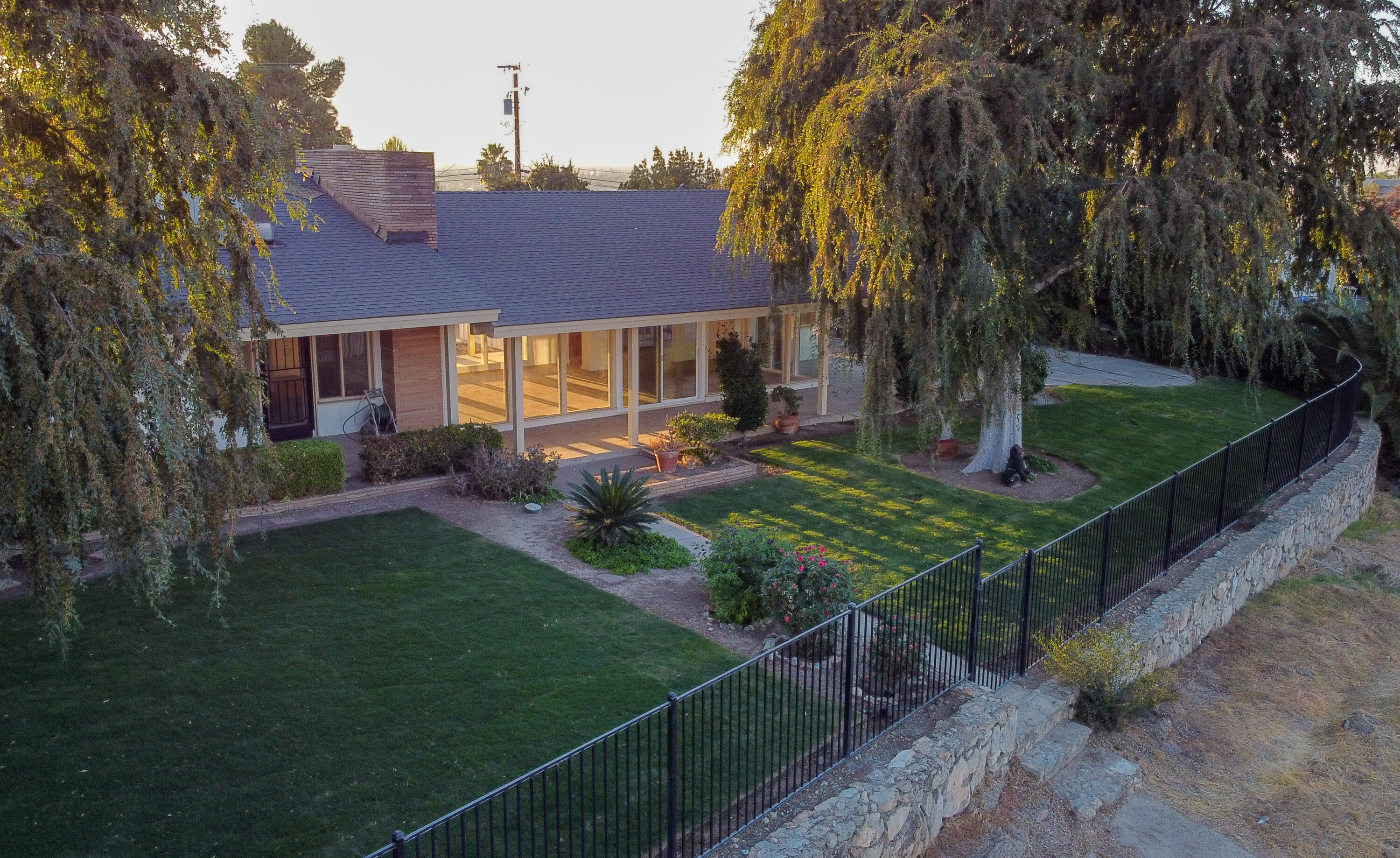 1136 N Highland Drive