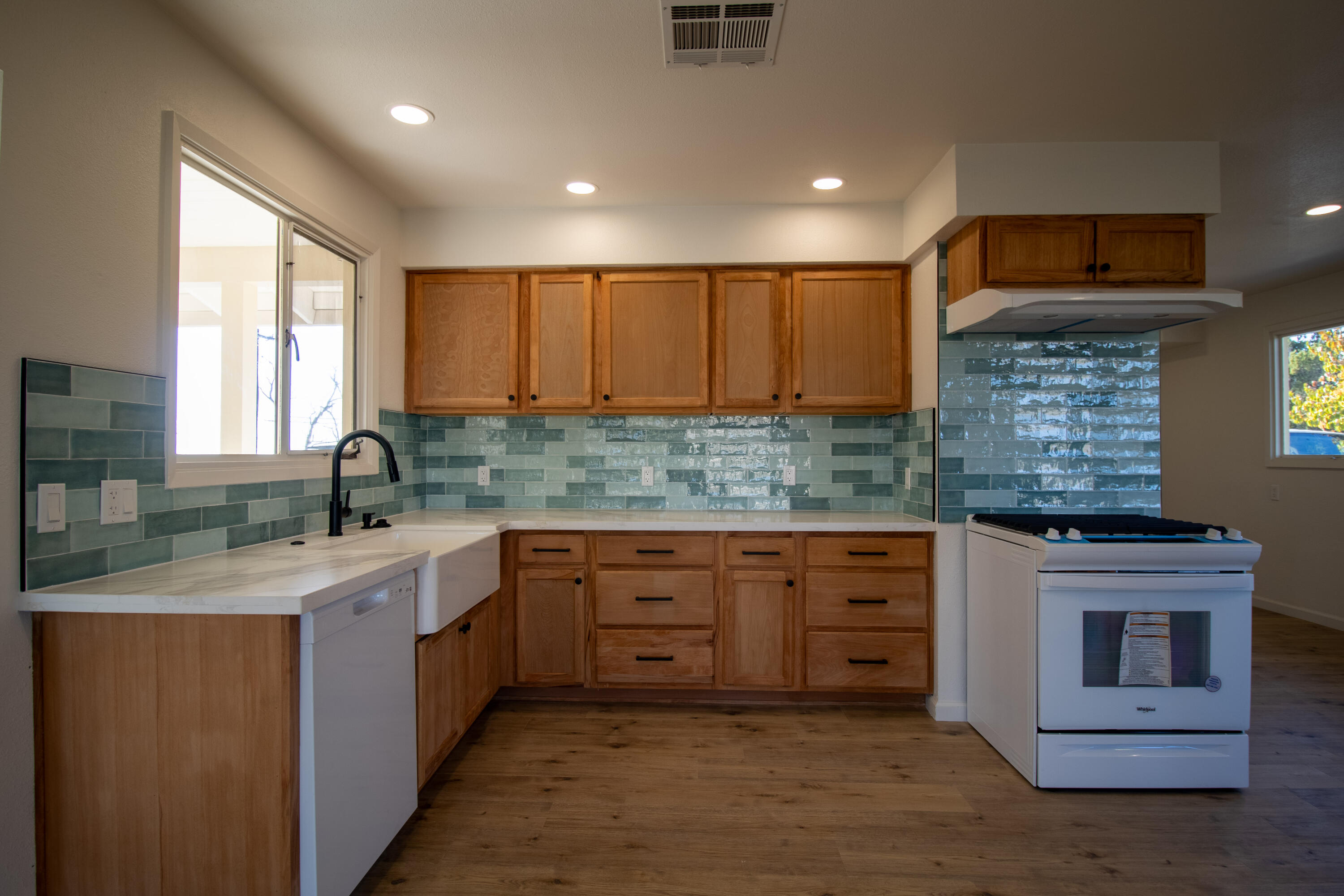 1136 N Highland Drive