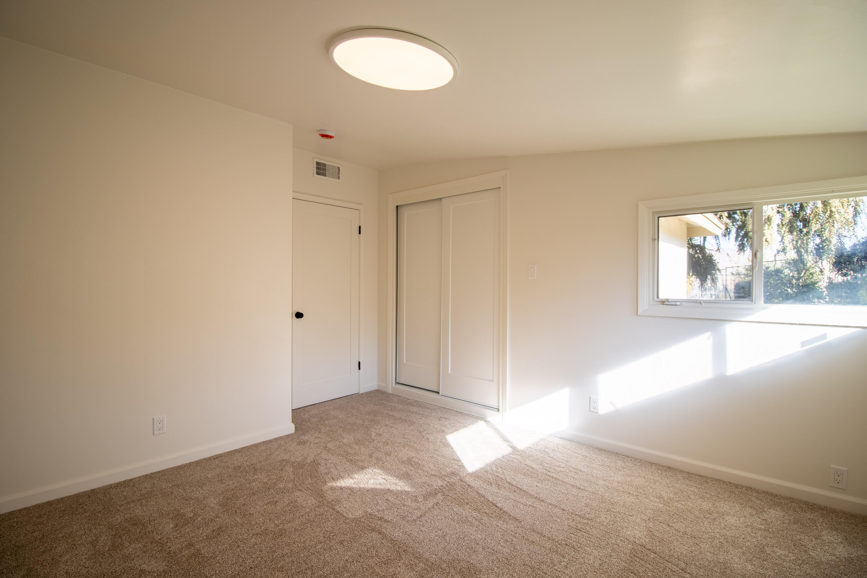 1136 N Highland Drive