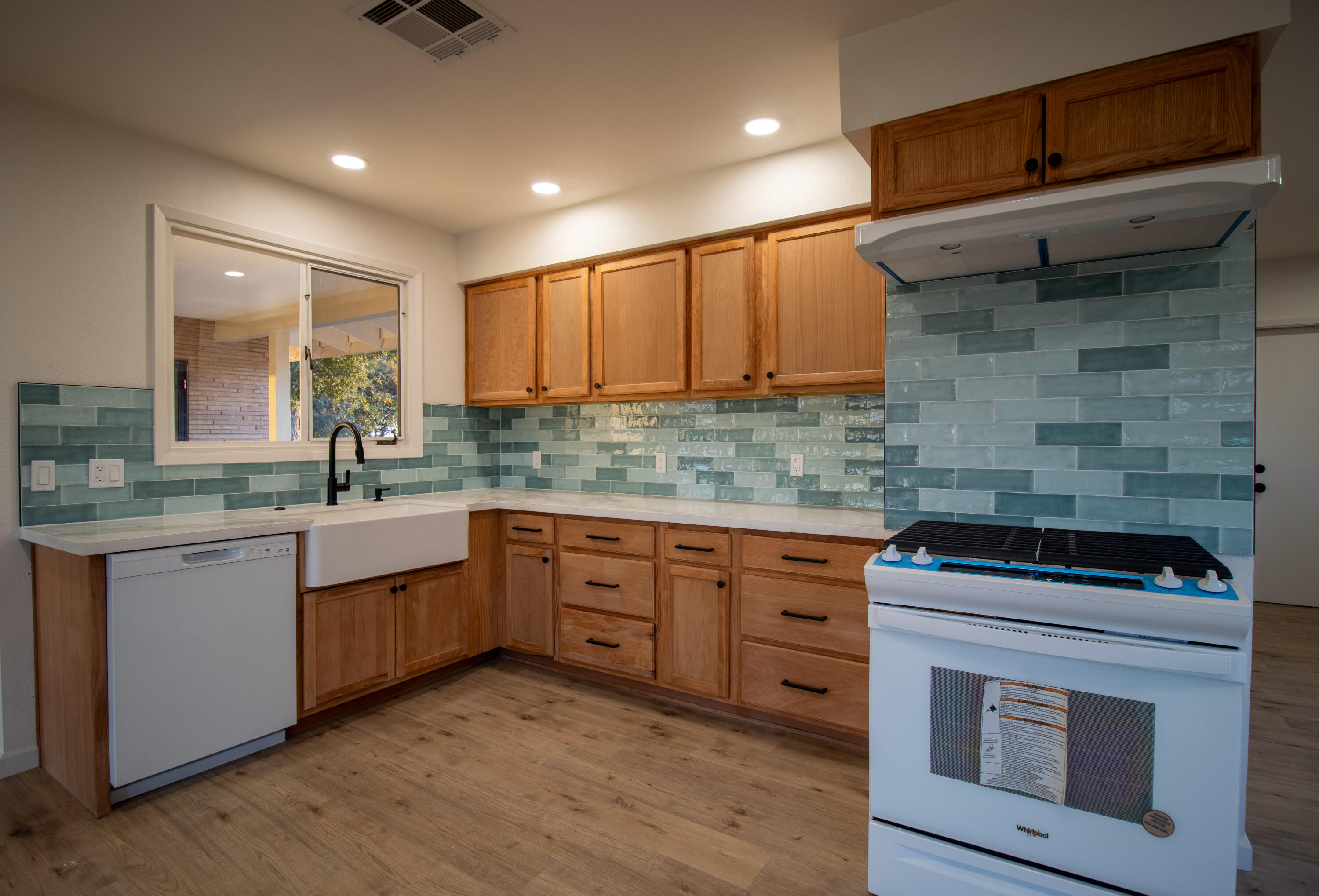 1136 N Highland Drive