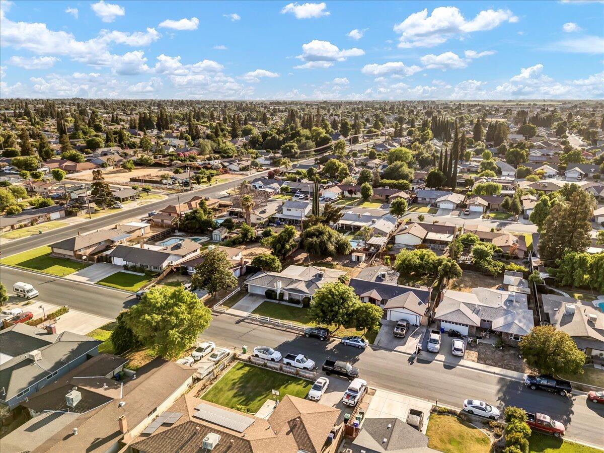 1447 Westside Street