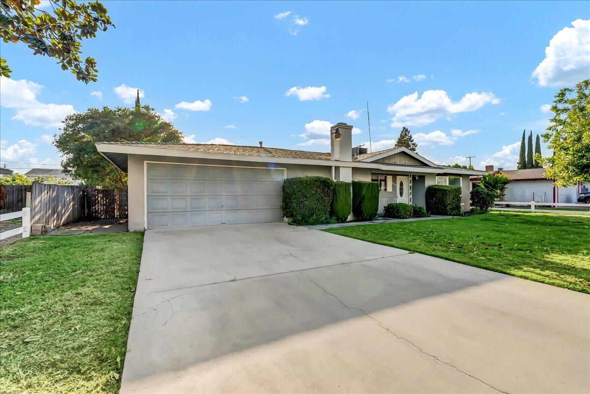 1447 Westside Street