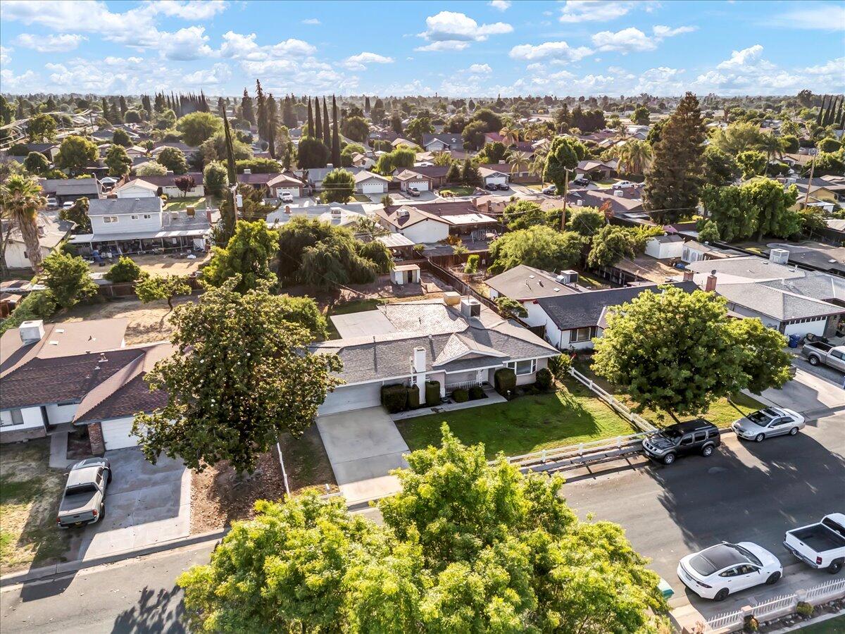 1447 Westside Street