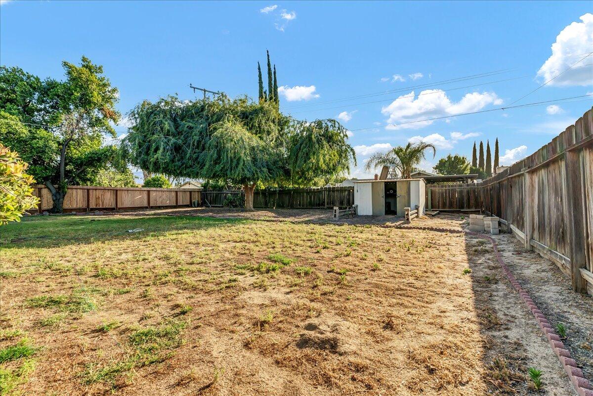 1447 Westside Street