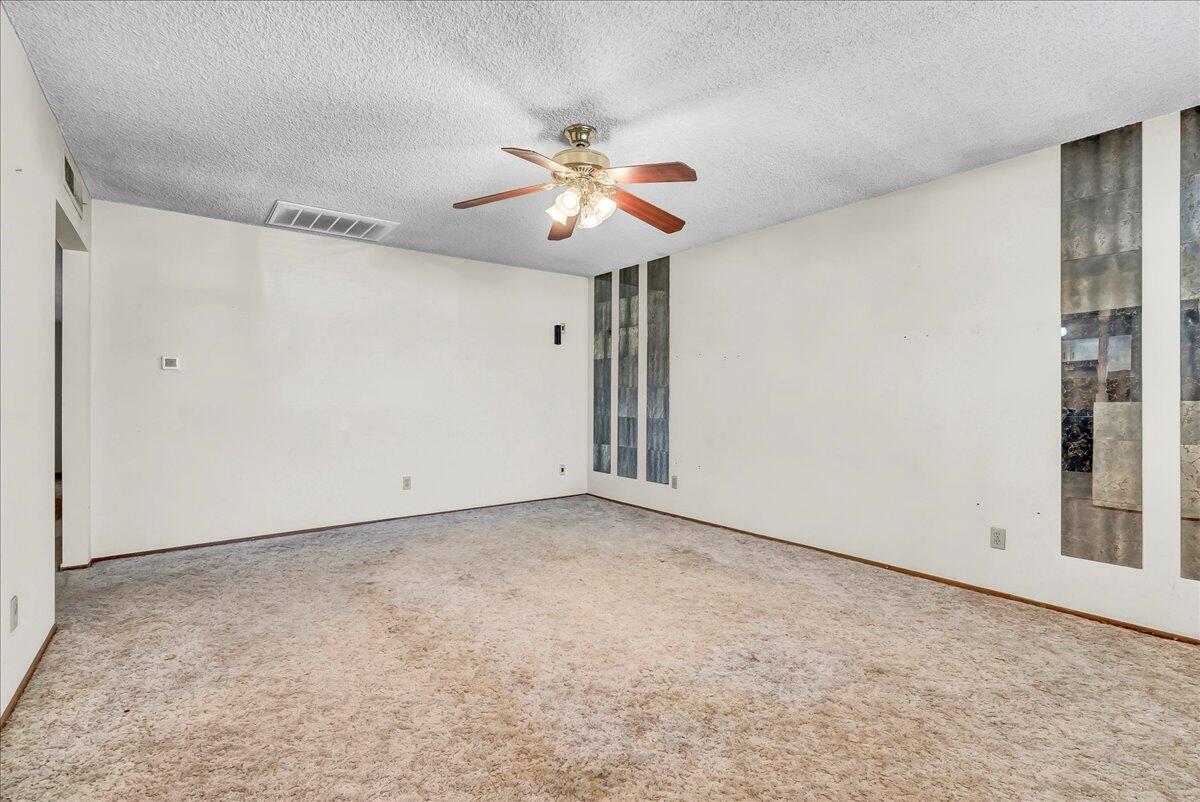 1447 Westside Street