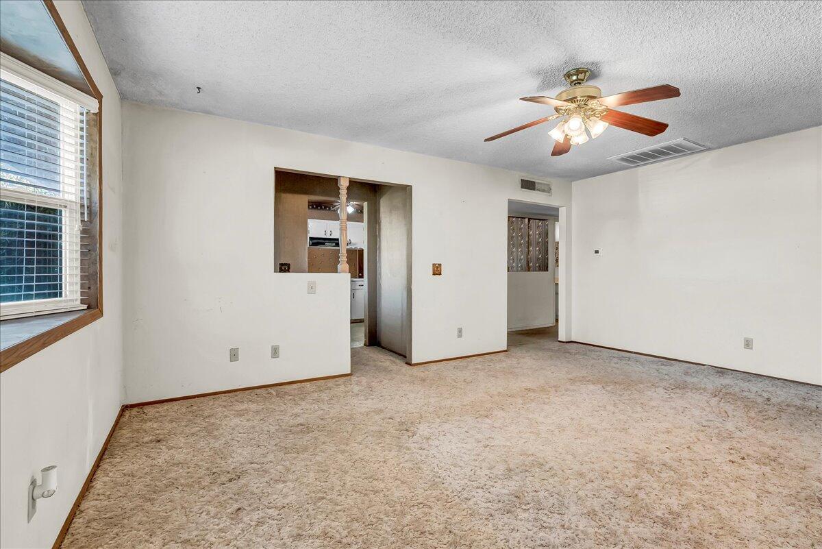 1447 Westside Street