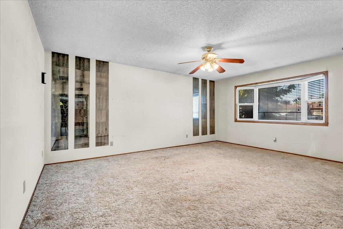 1447 Westside Street