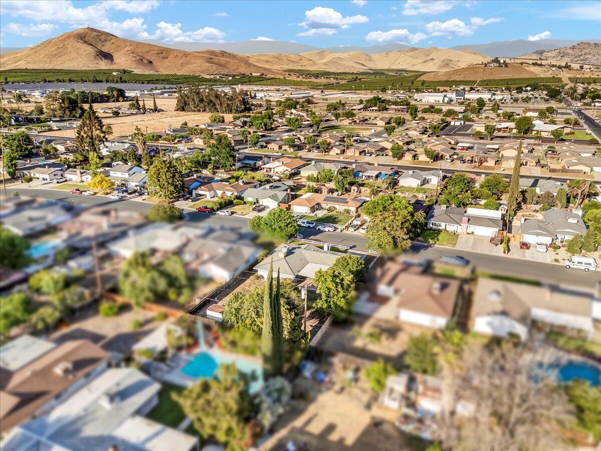 1447 Westside Street