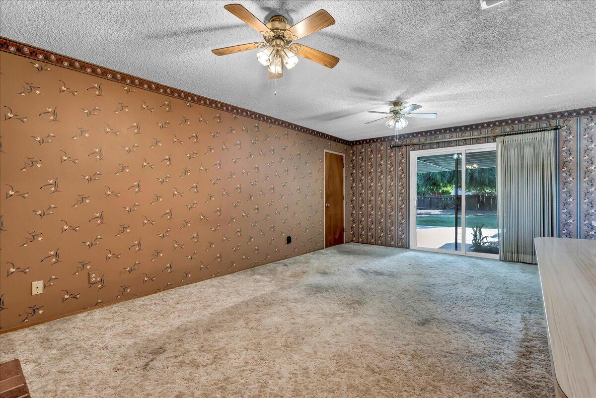 1447 Westside Street