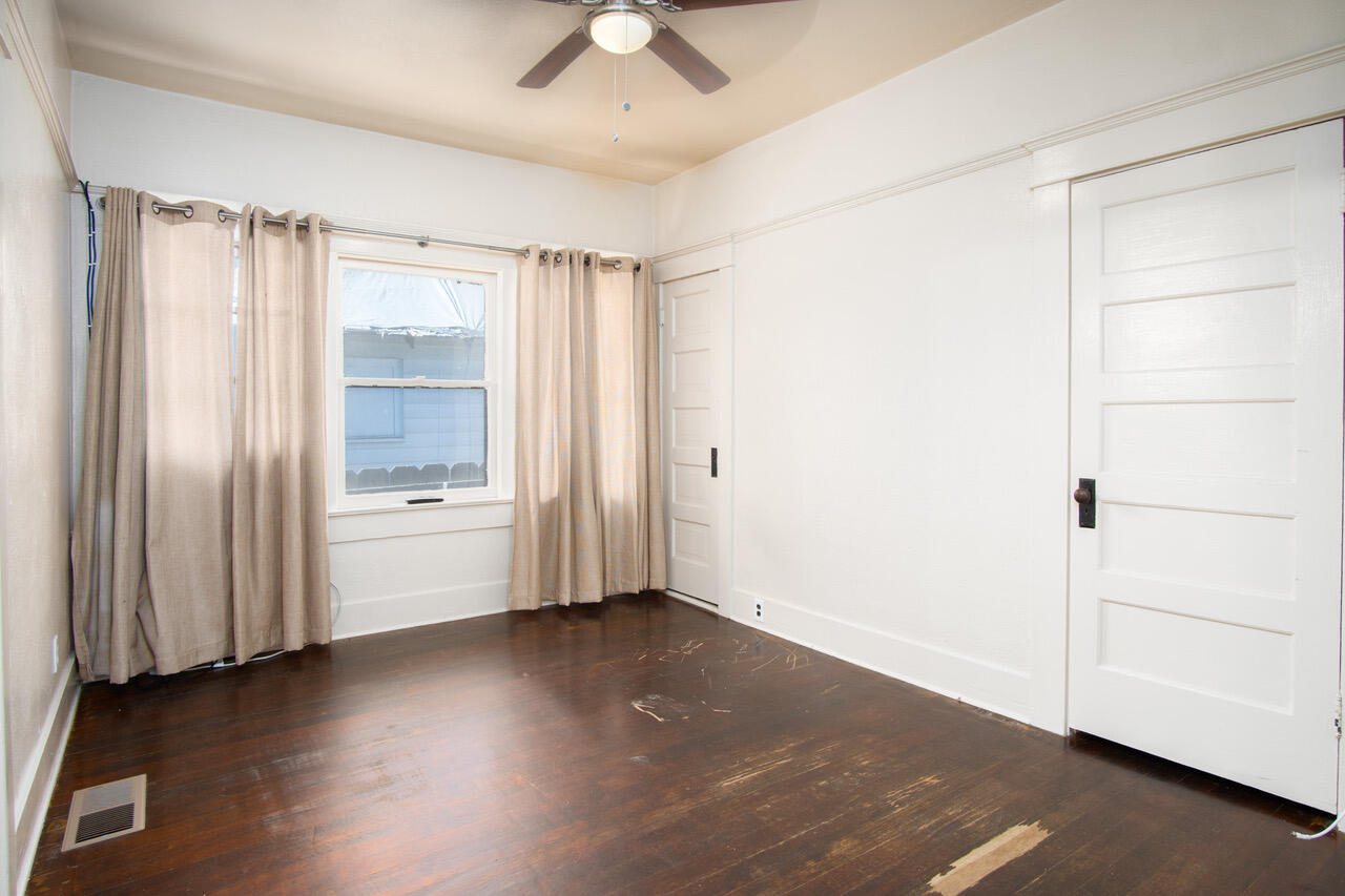 459 N El Granito Street