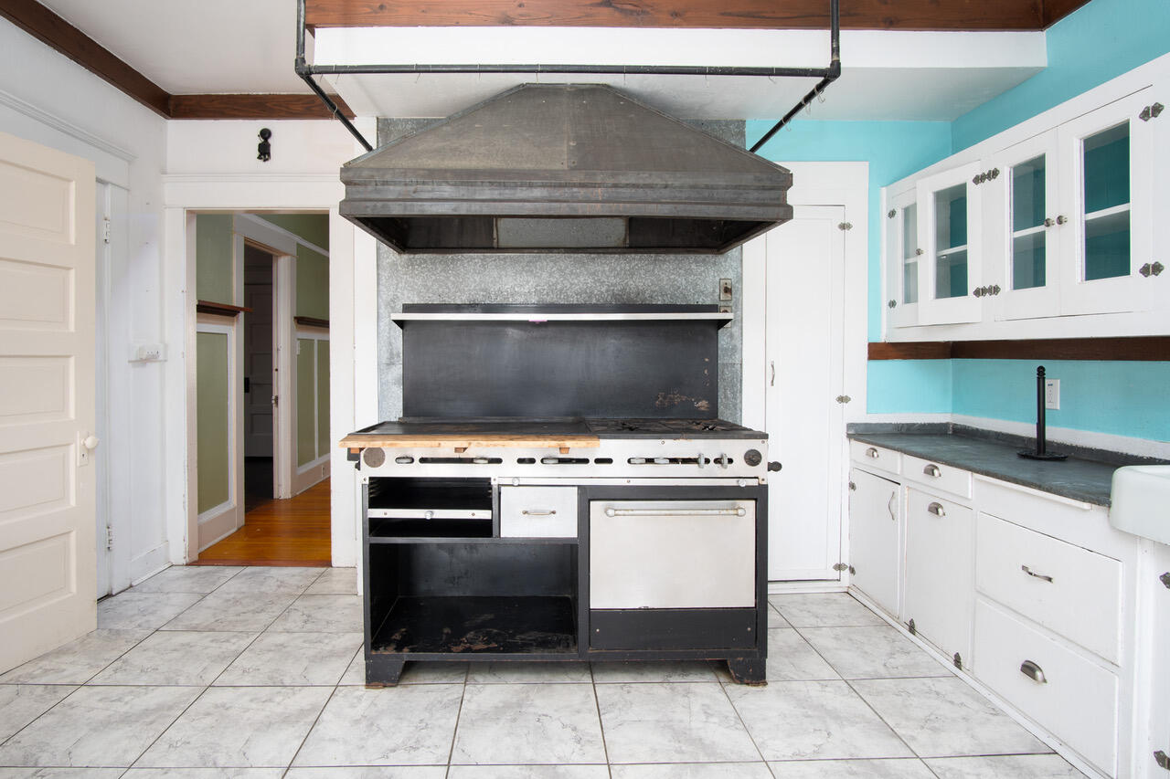 459 N El Granito Street