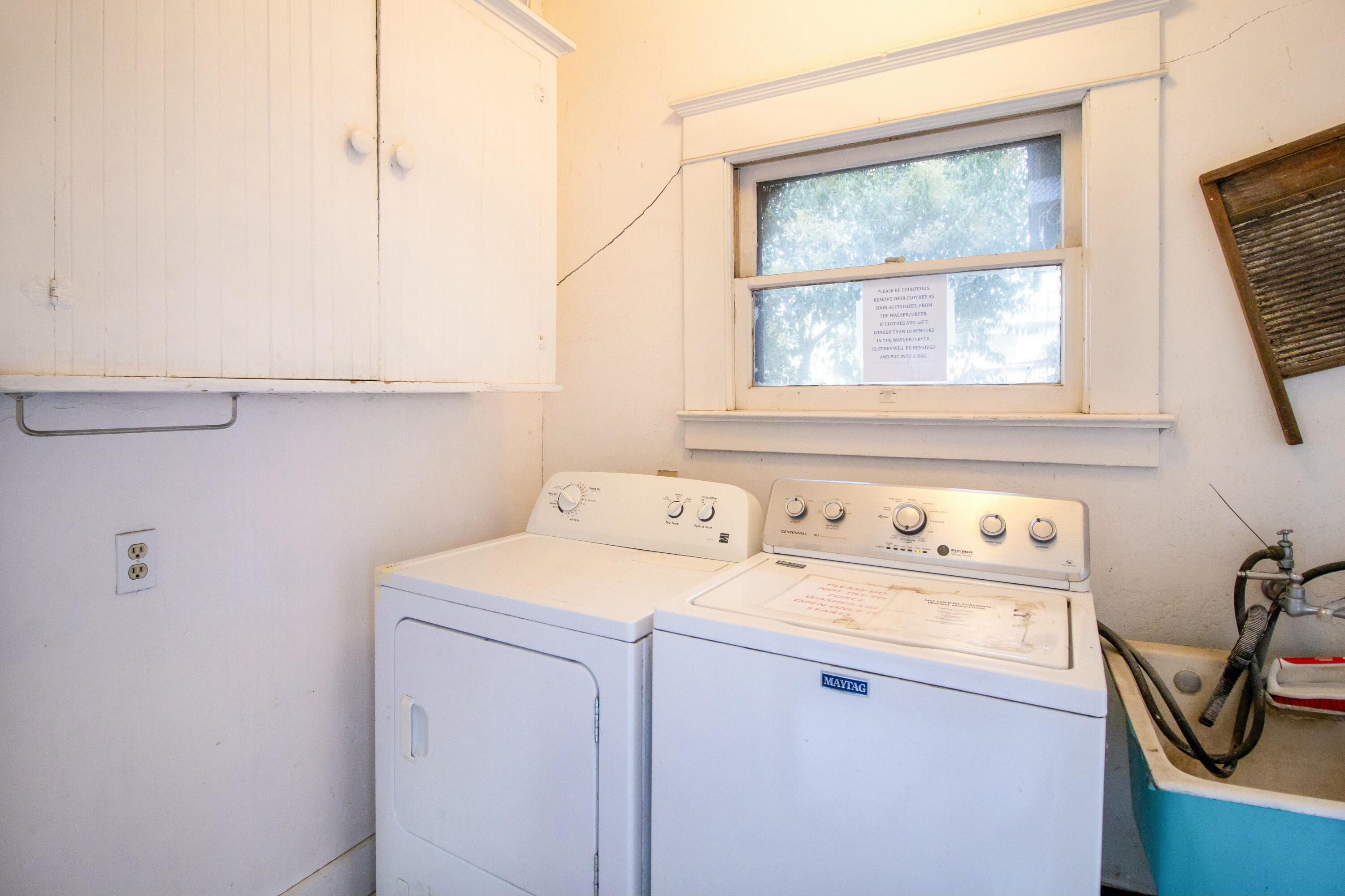 459 N El Granito Street