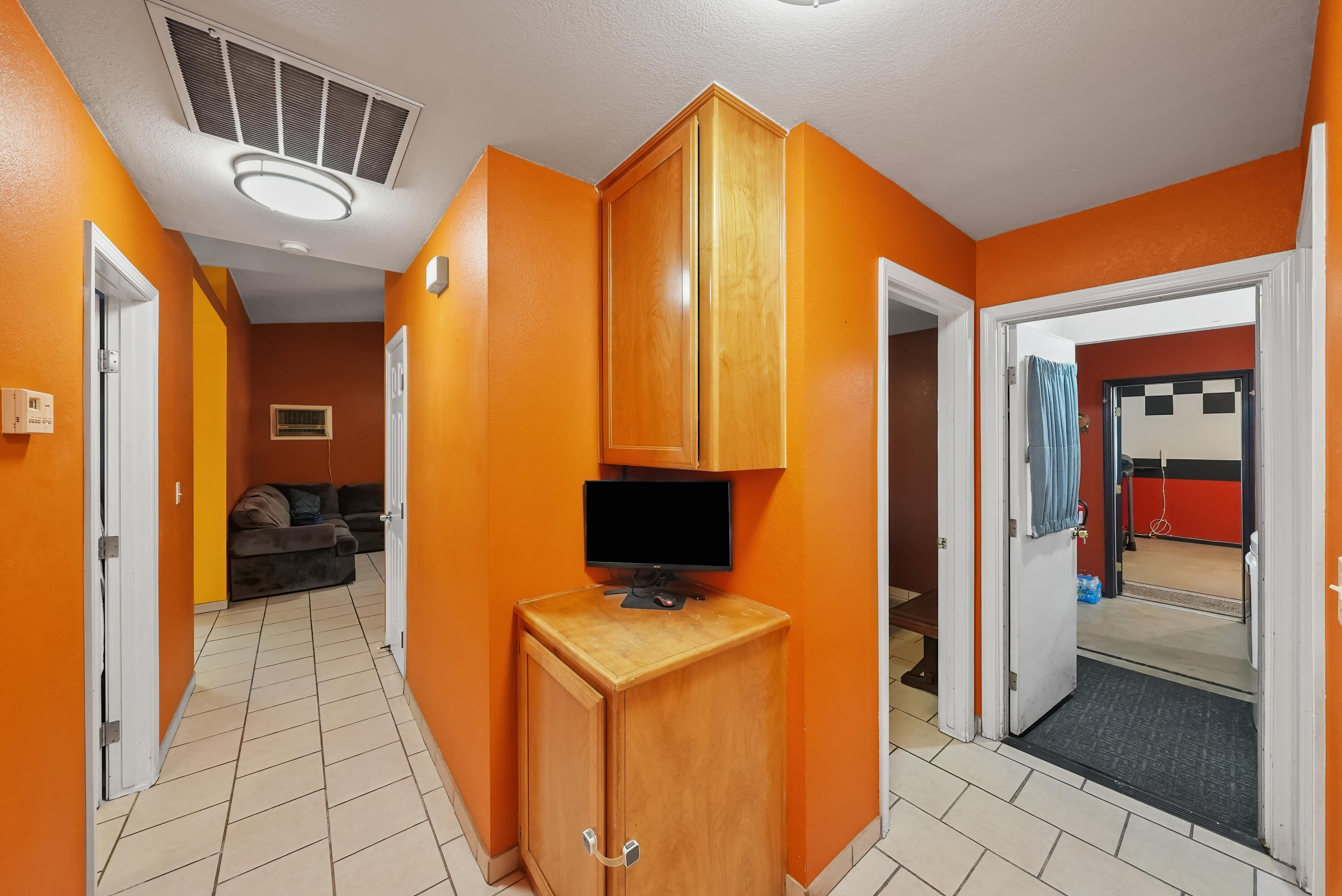 1271 Deer Creek Street