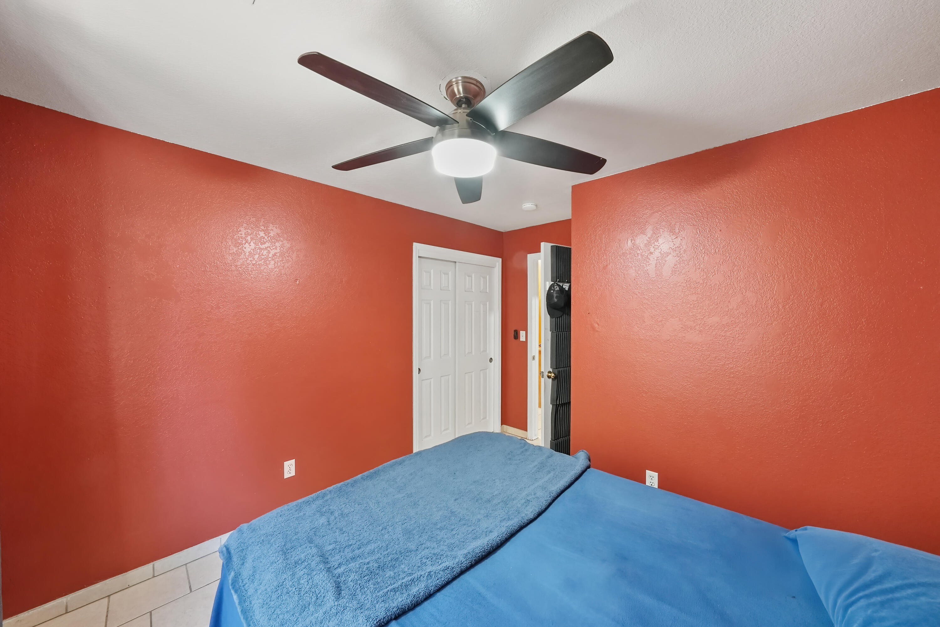 1271 Deer Creek Street