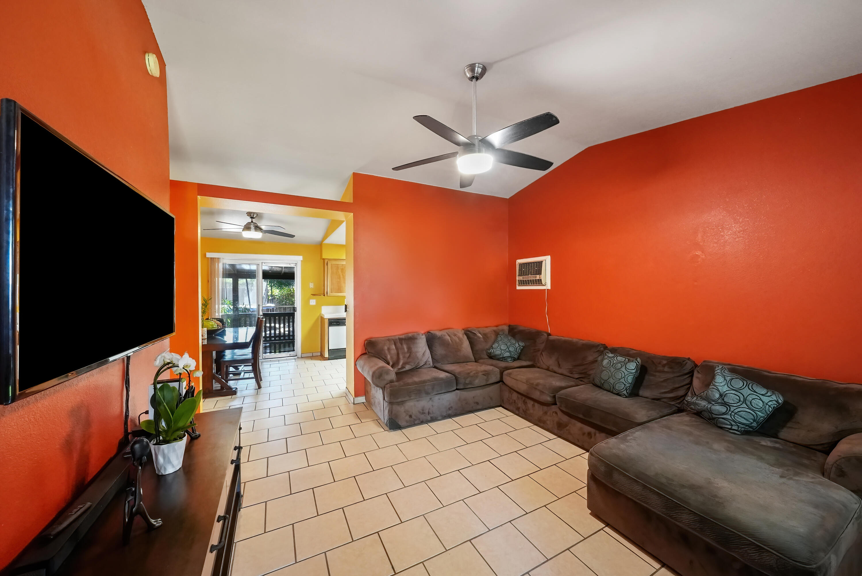 1271 Deer Creek Street