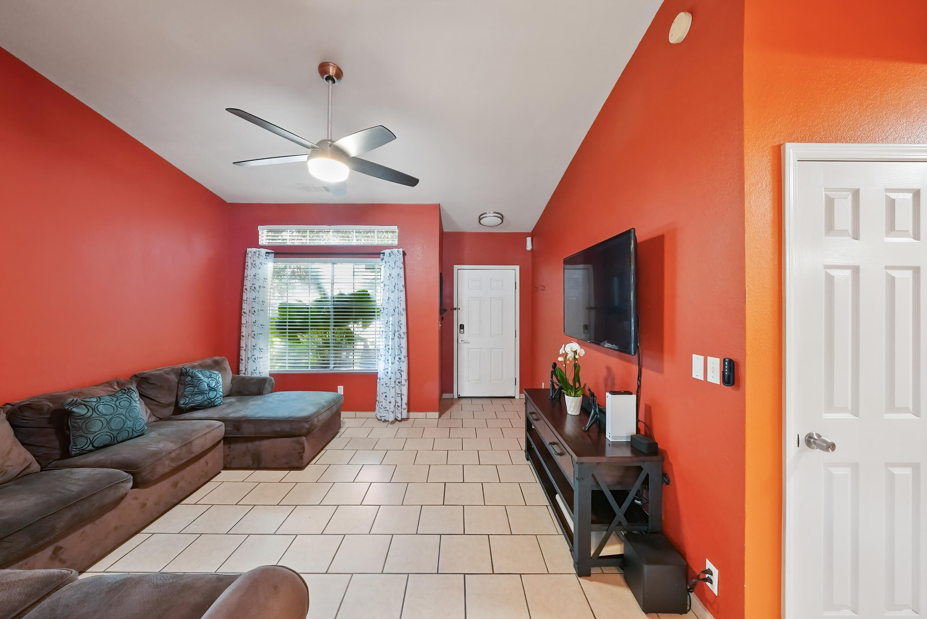 1271 Deer Creek Street