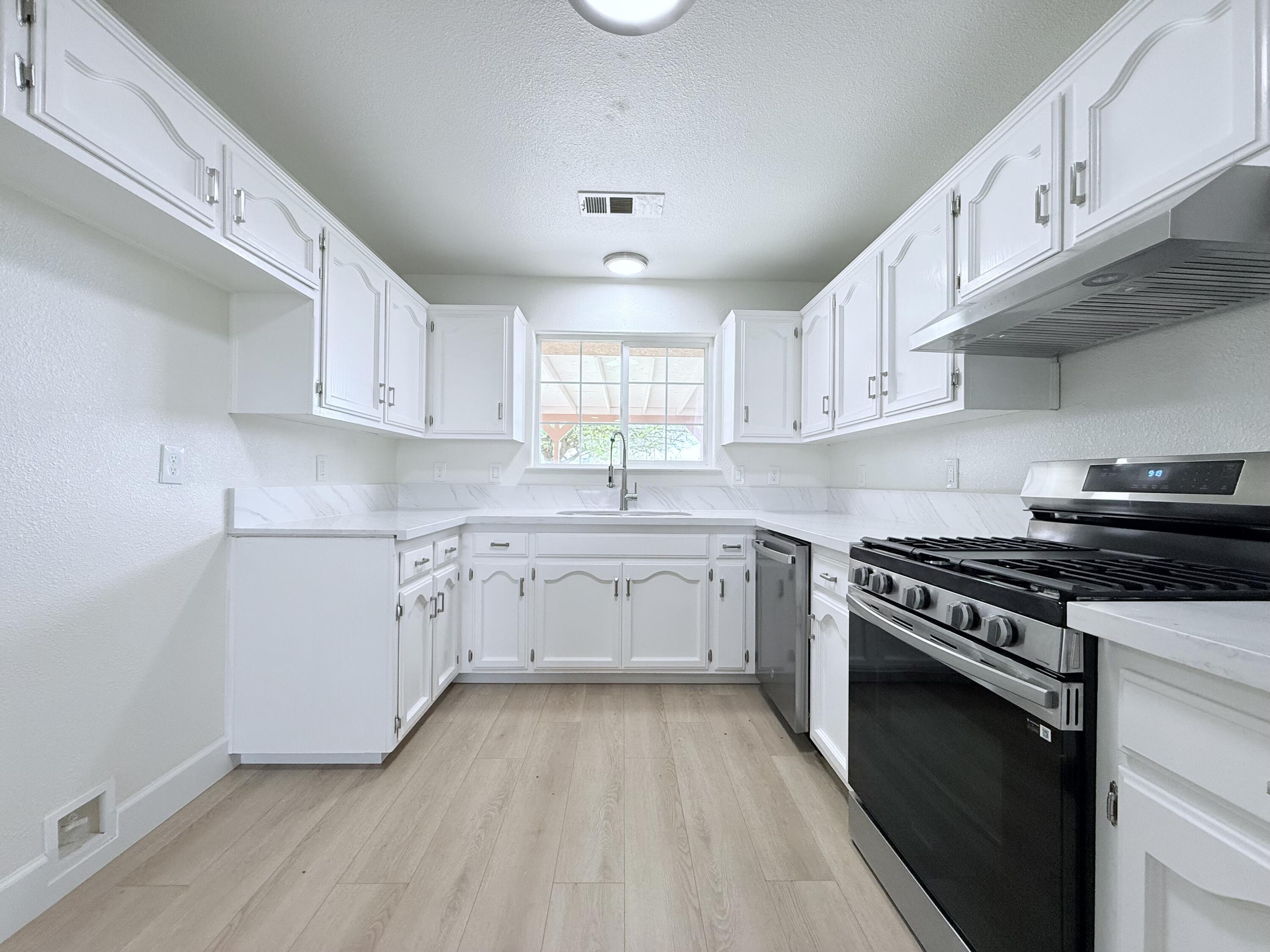 429 S Sacramento Street