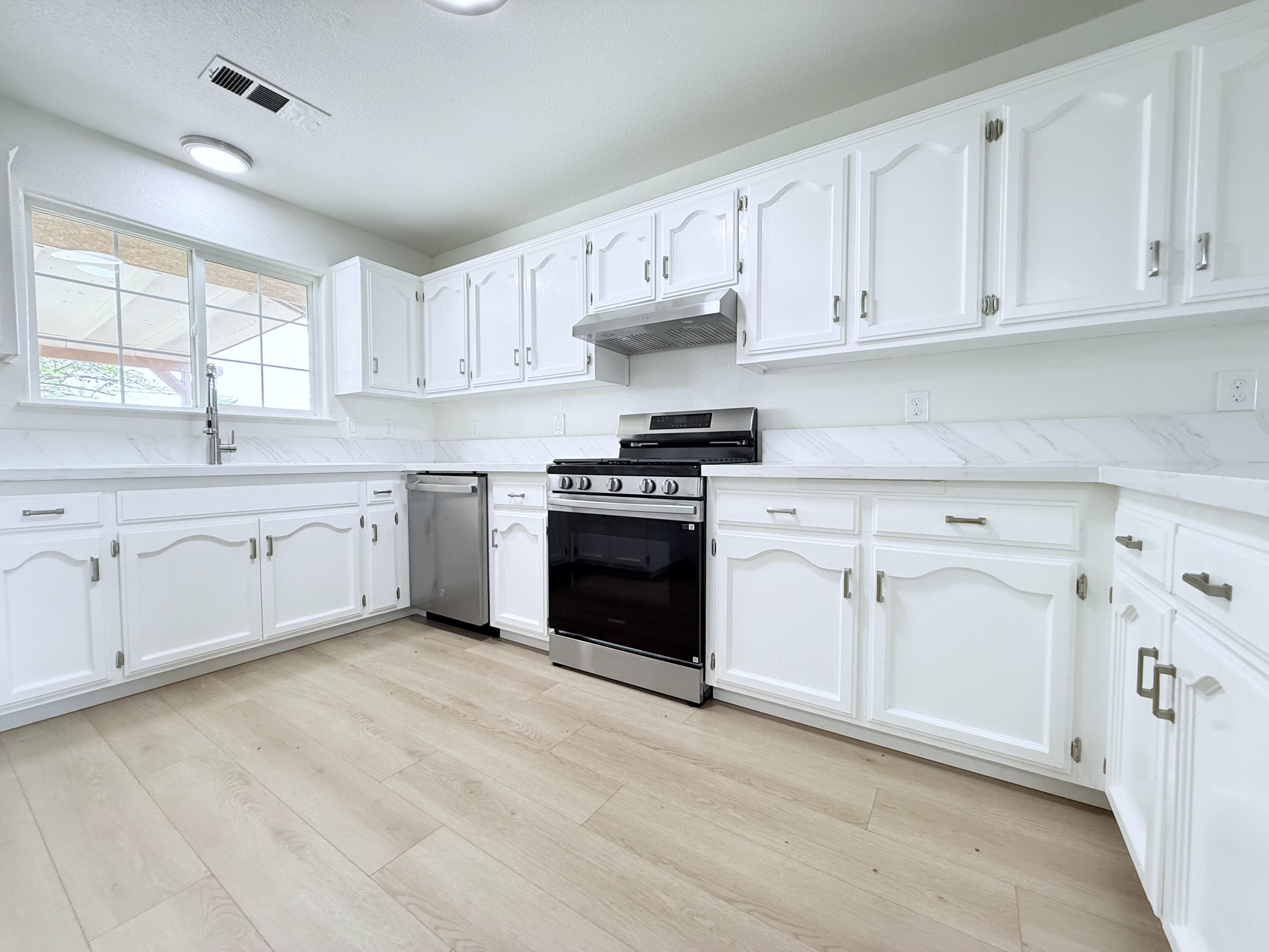 429 S Sacramento Street