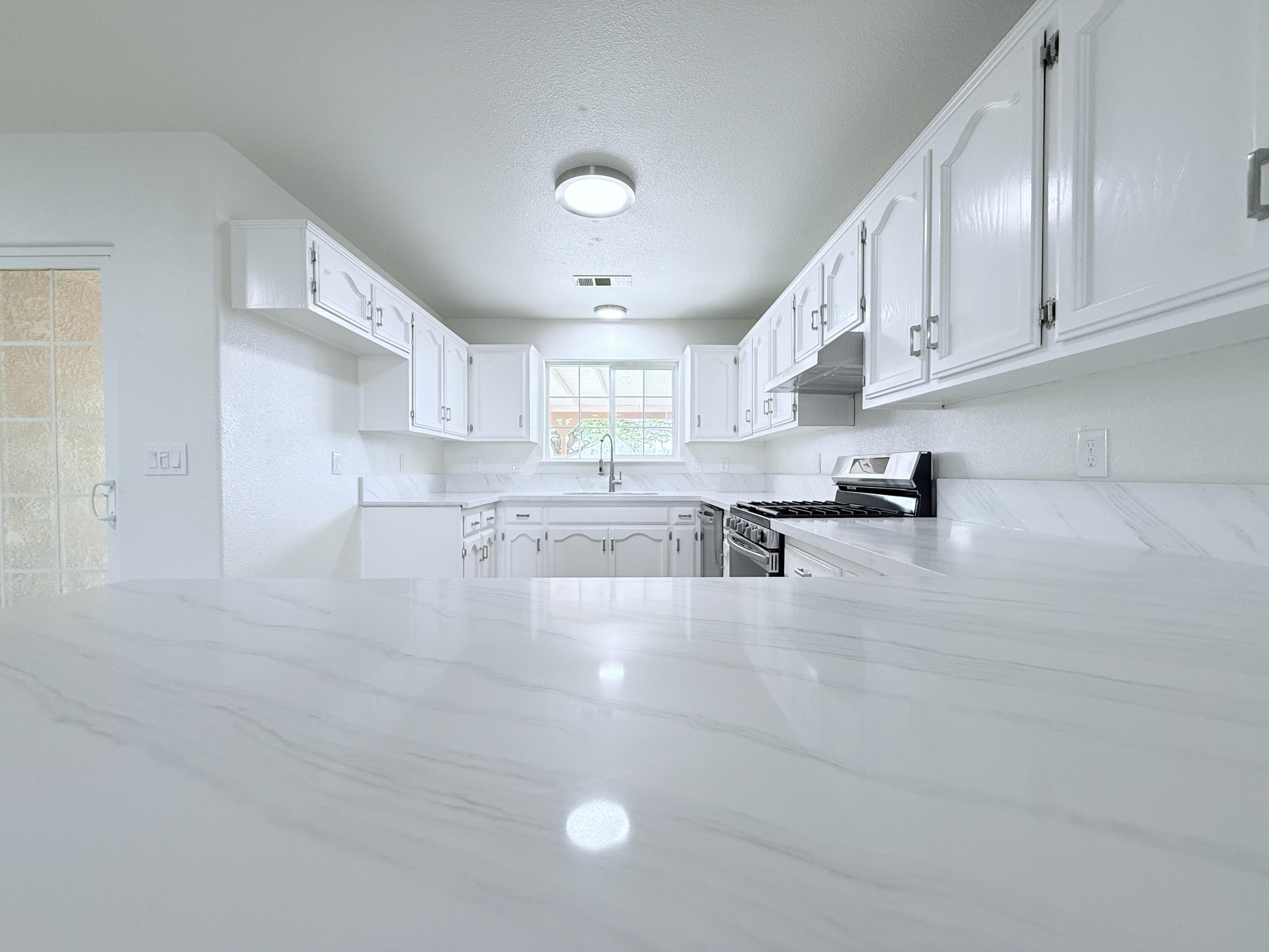 429 S Sacramento Street