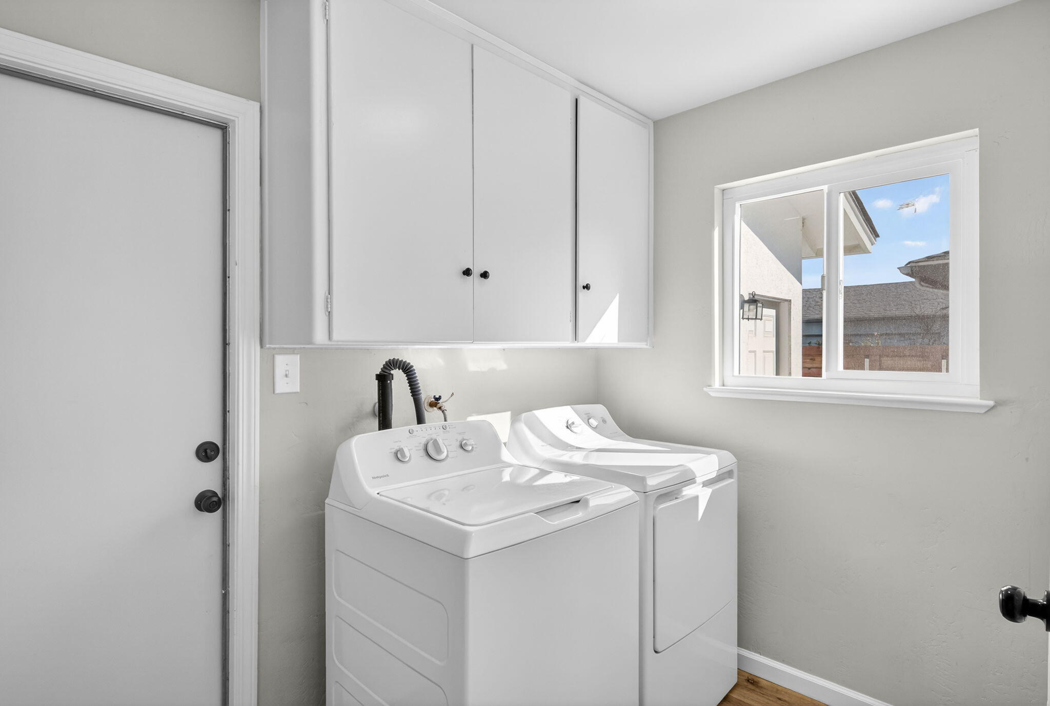 3035 W Cambridge Avenue