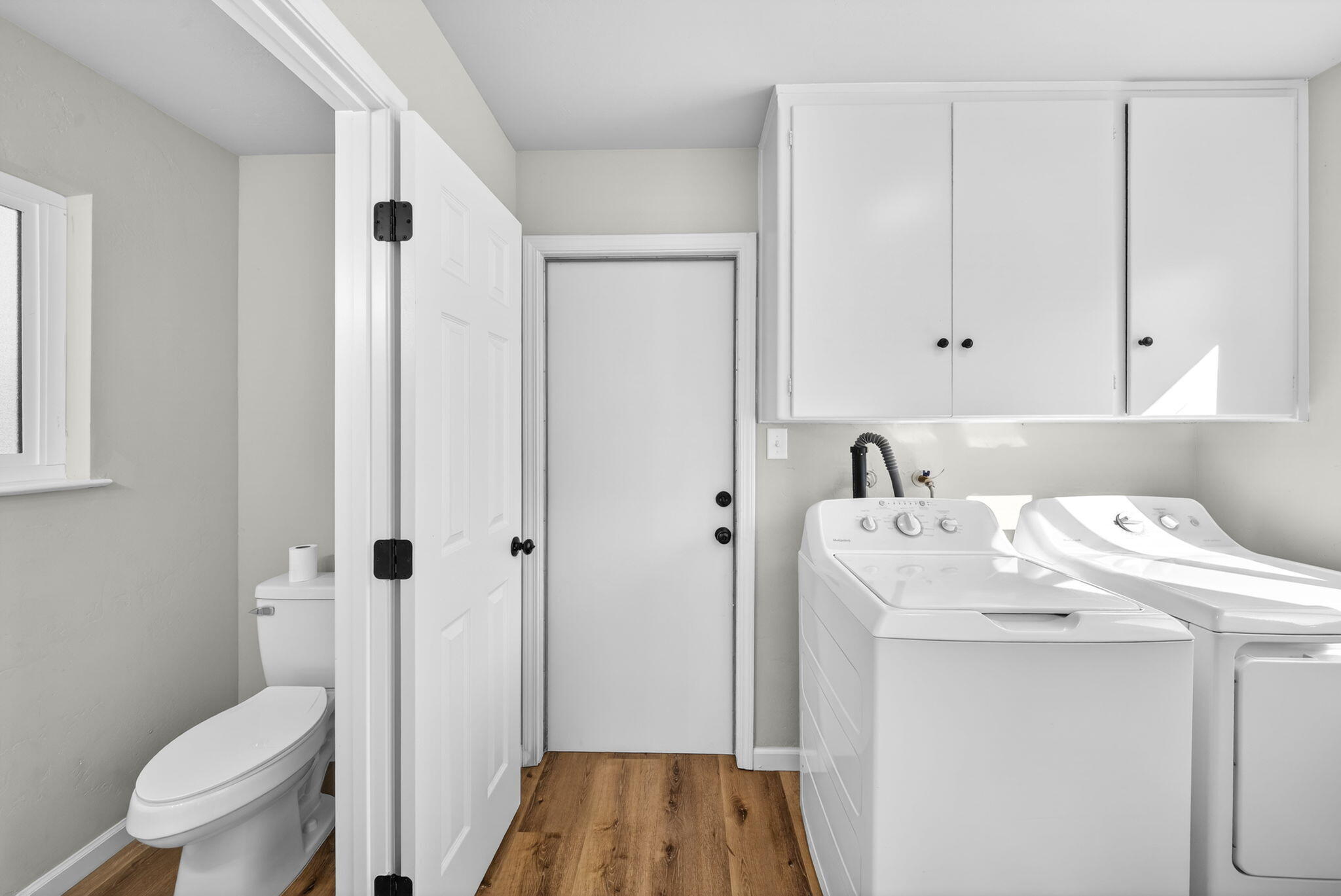 3035 W Cambridge Avenue