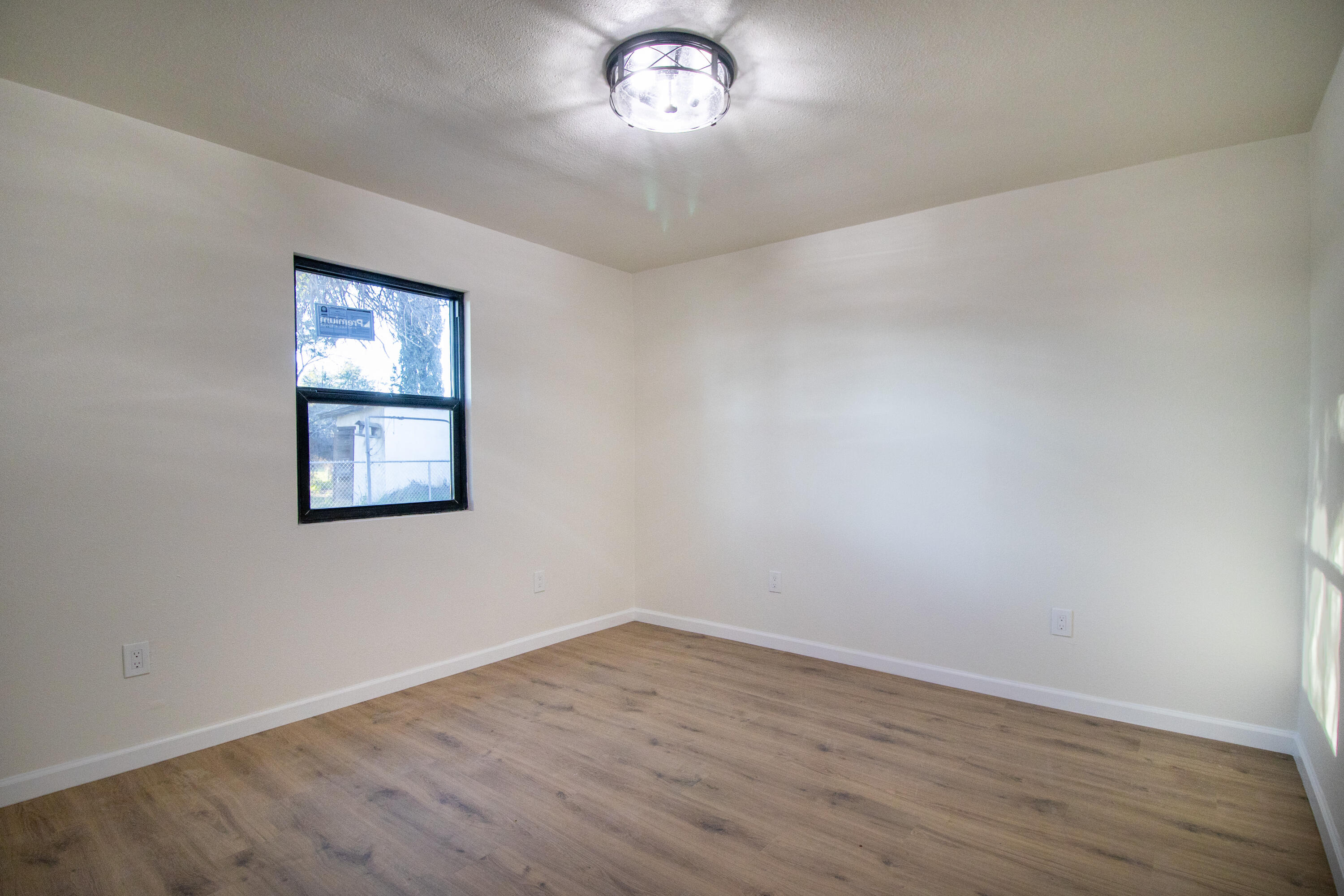 843 S Cottage Street