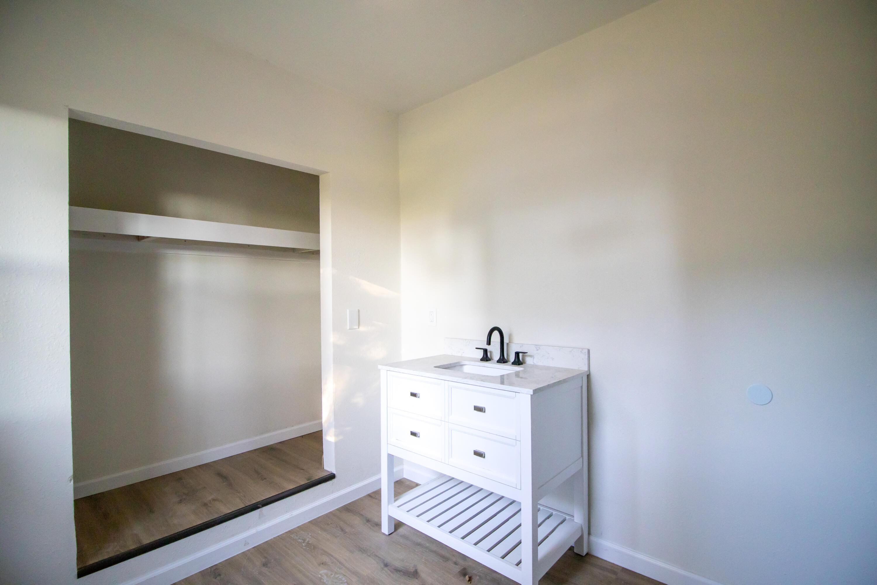 843 S Cottage Street