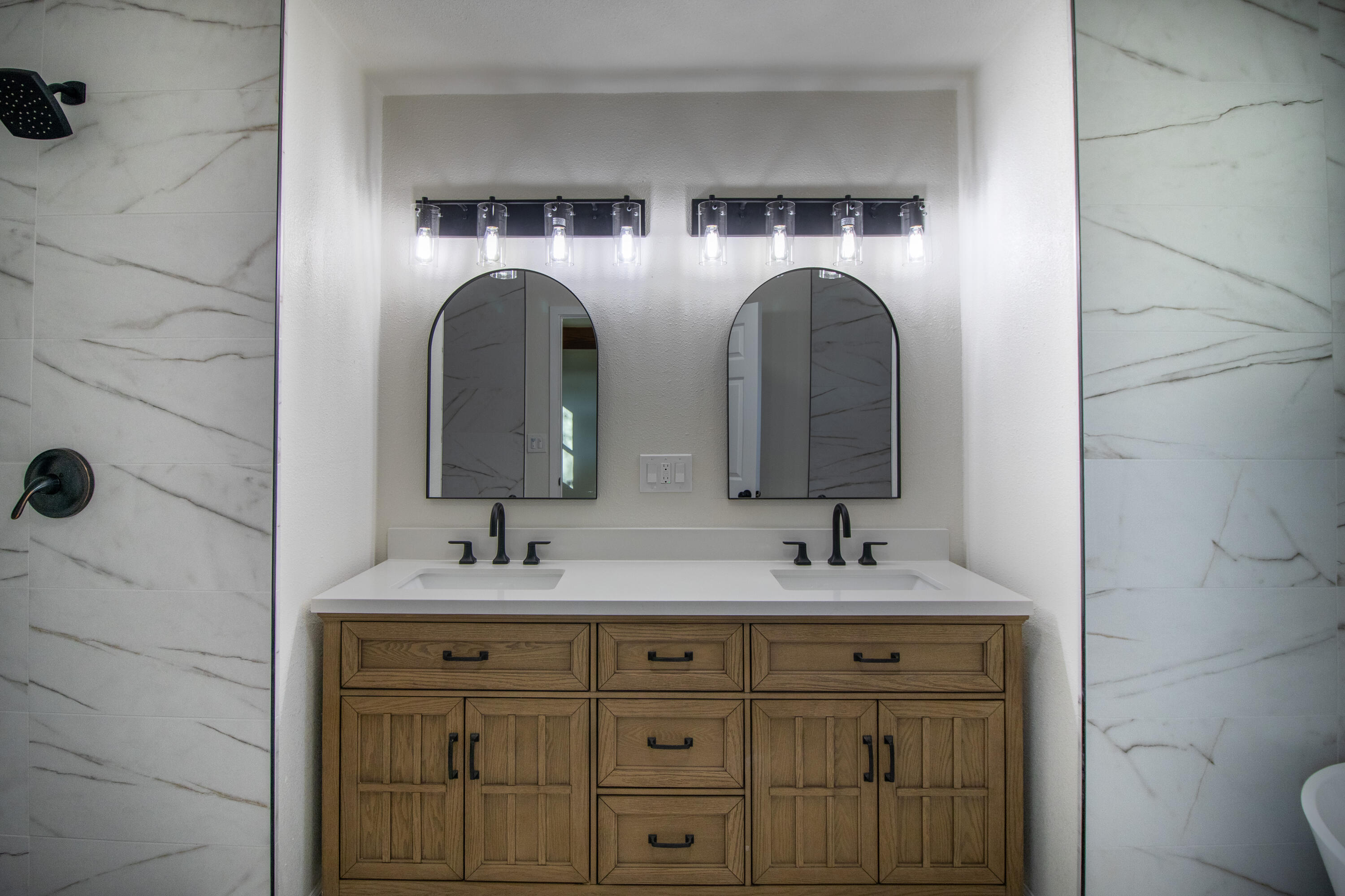 843 S Cottage Street