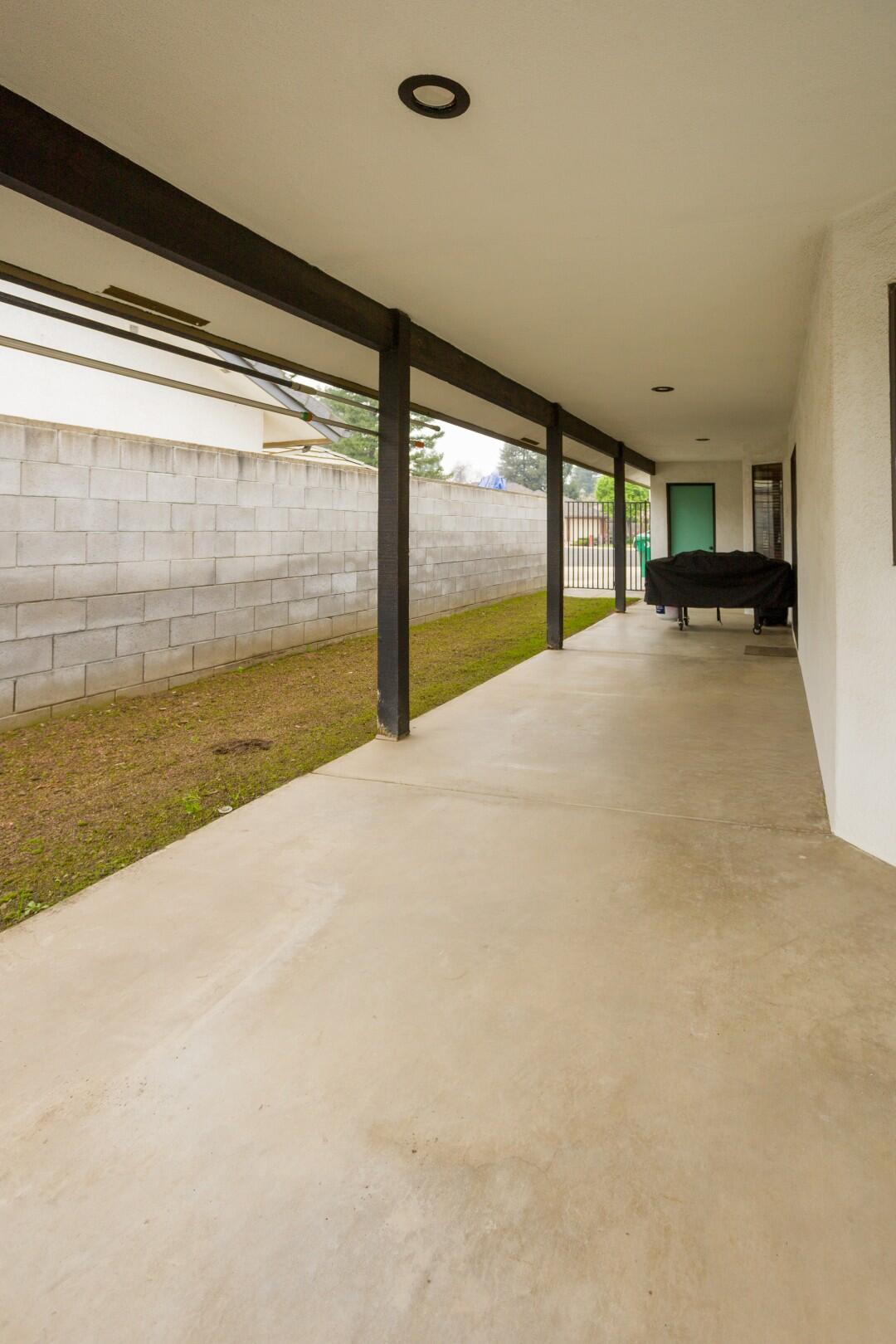 434 N Jennifer Way