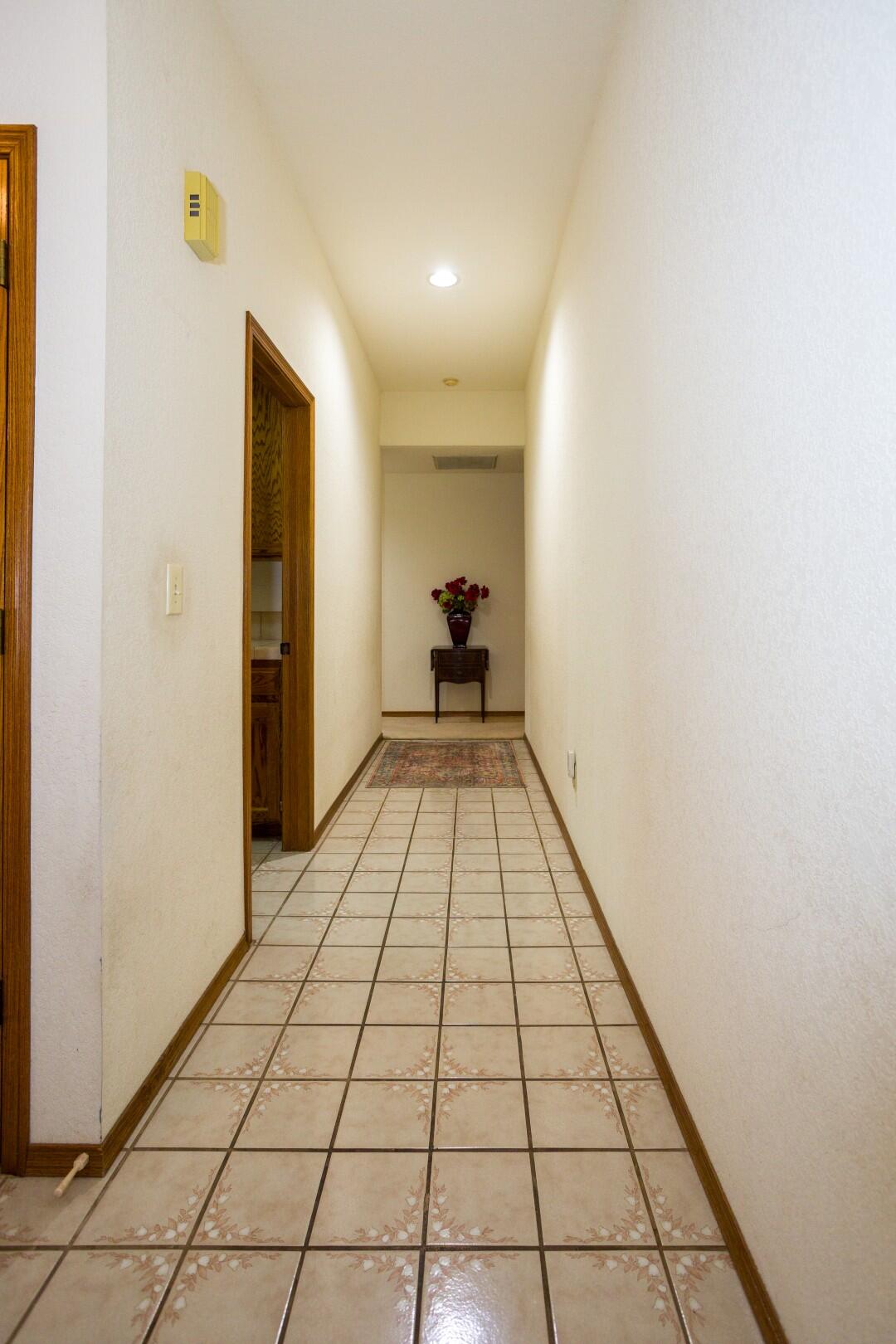 434 N Jennifer Way
