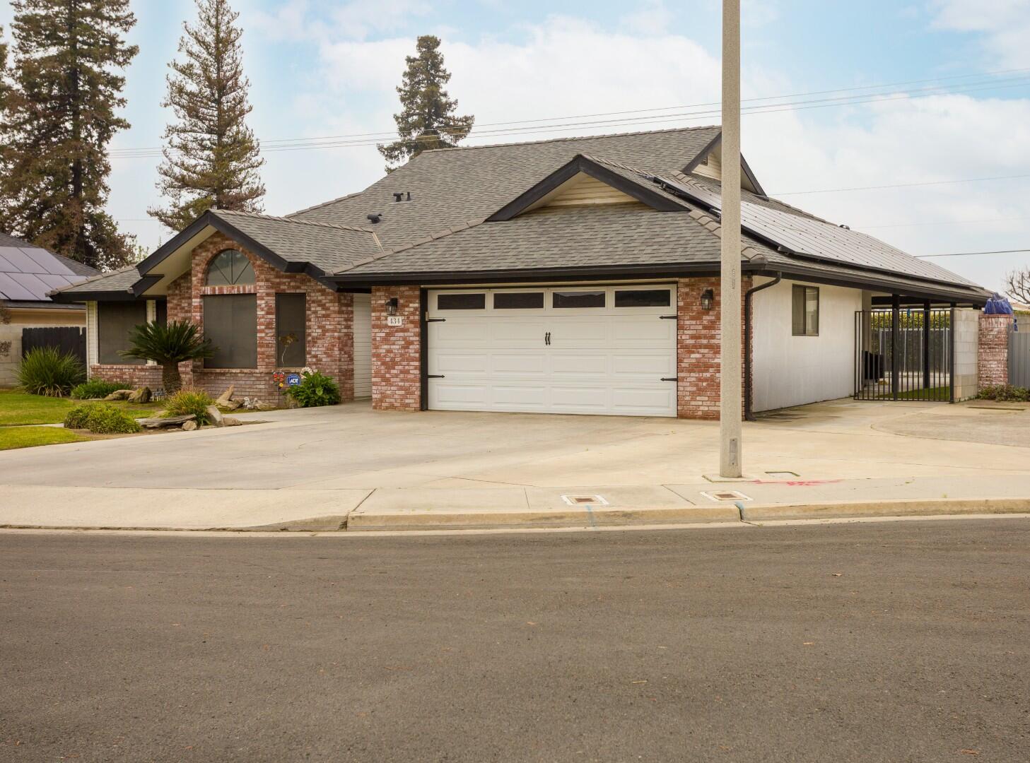 434 N Jennifer Way
