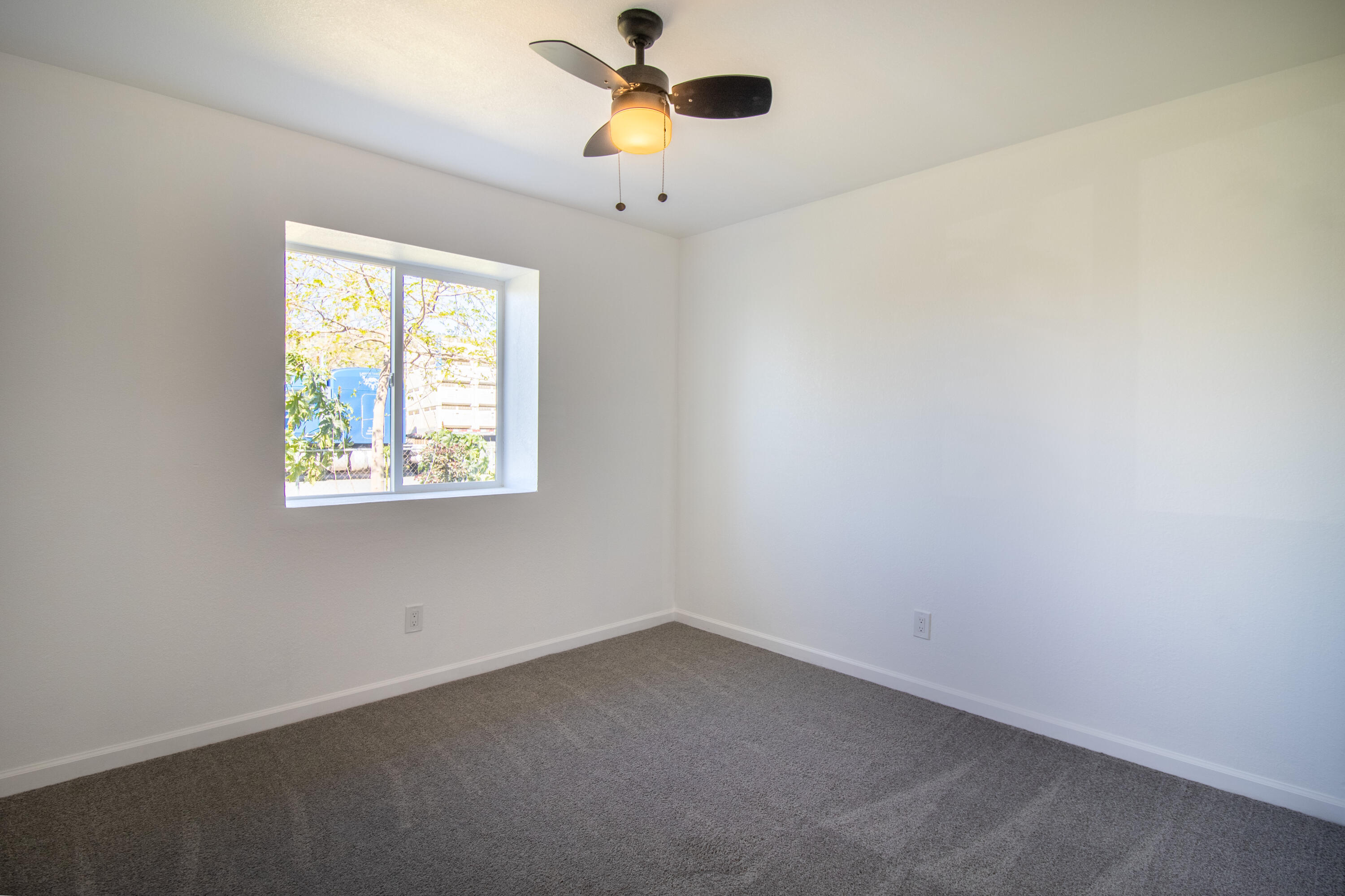 2165 E Richard Avenue