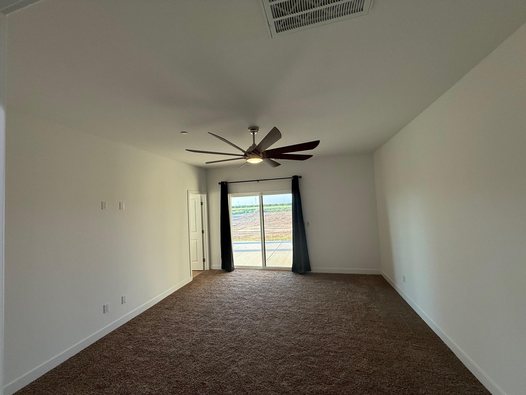 22690 Ave 182