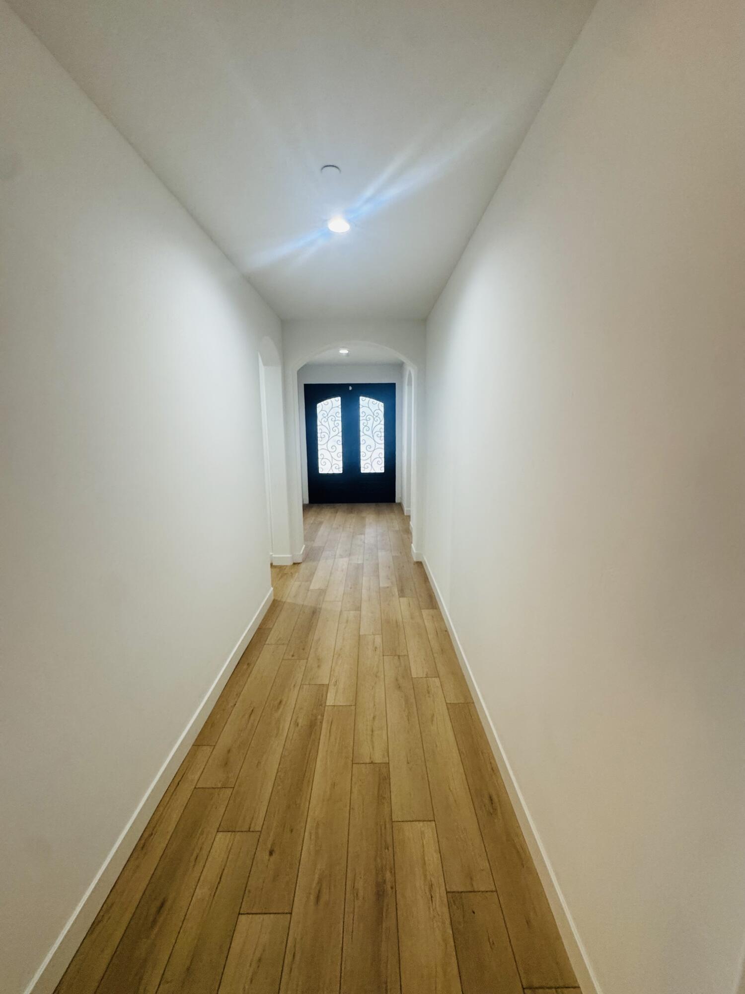 22690 Ave 182