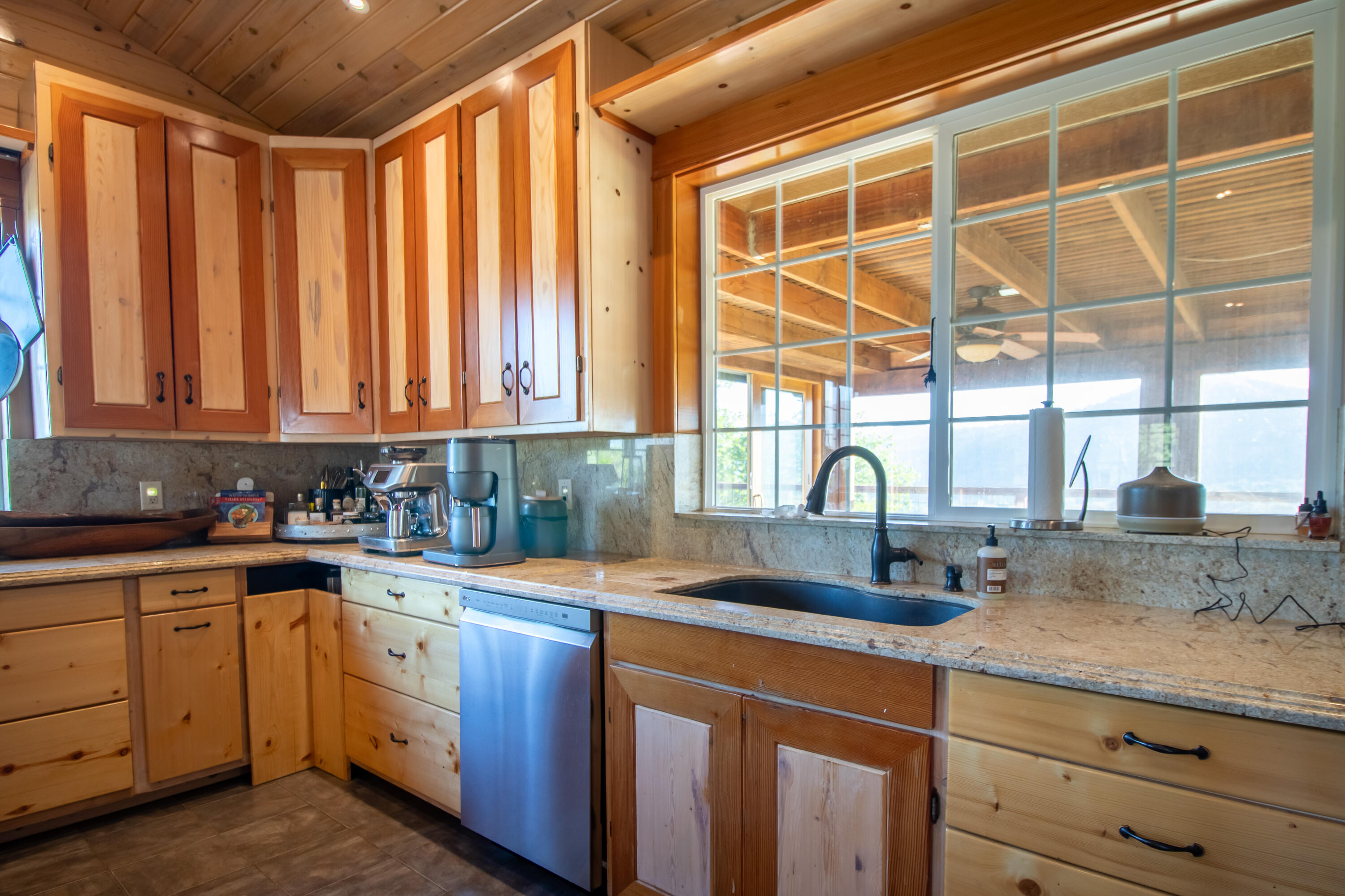 41652 Yokohl Valley Drive, A