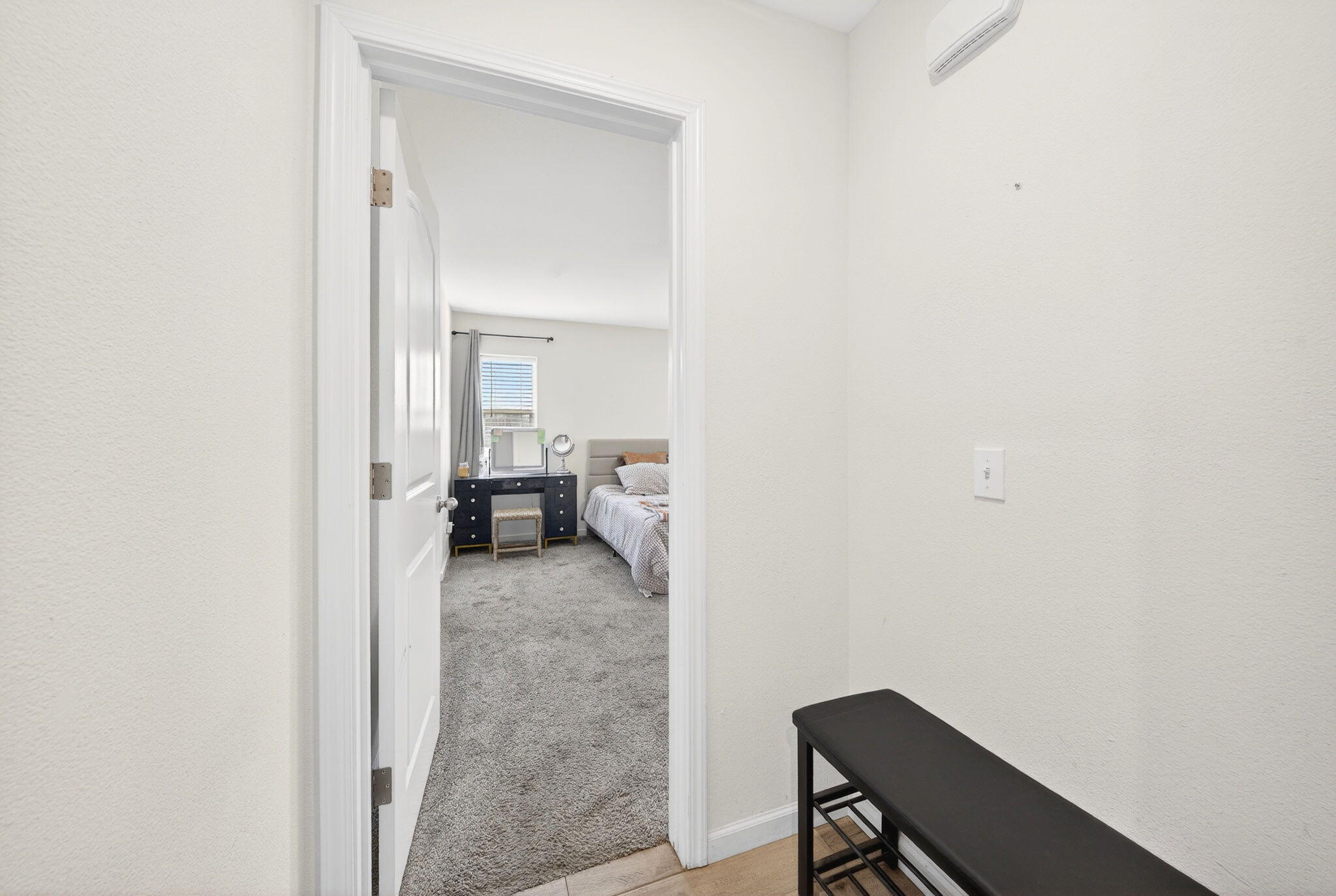 2611 W Theta Avenue W