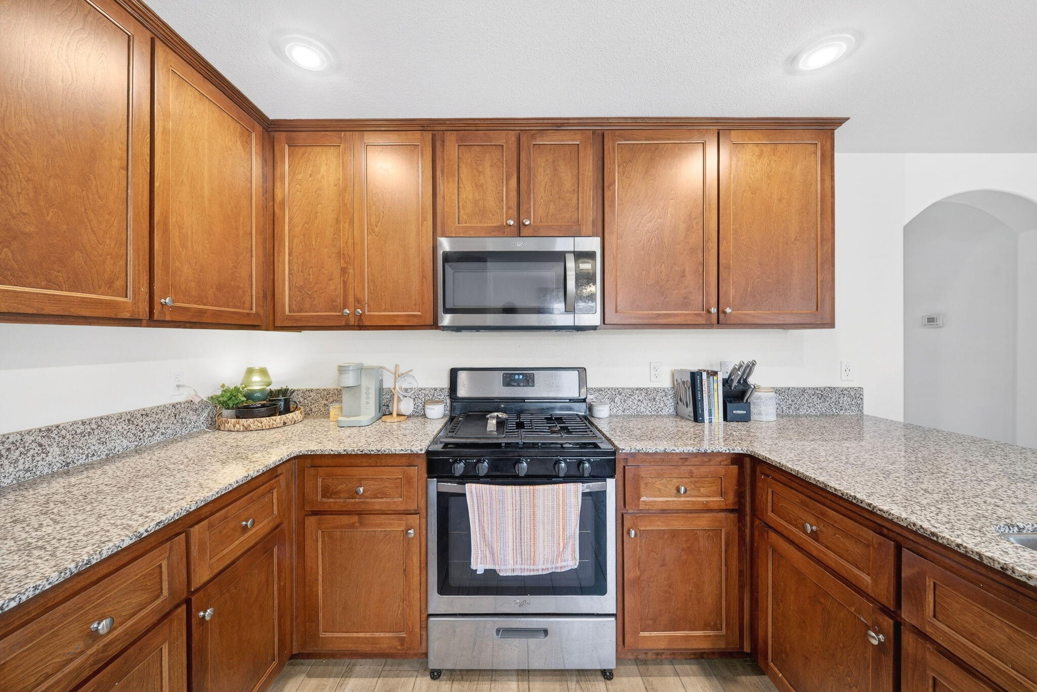 2611 W Theta Avenue W