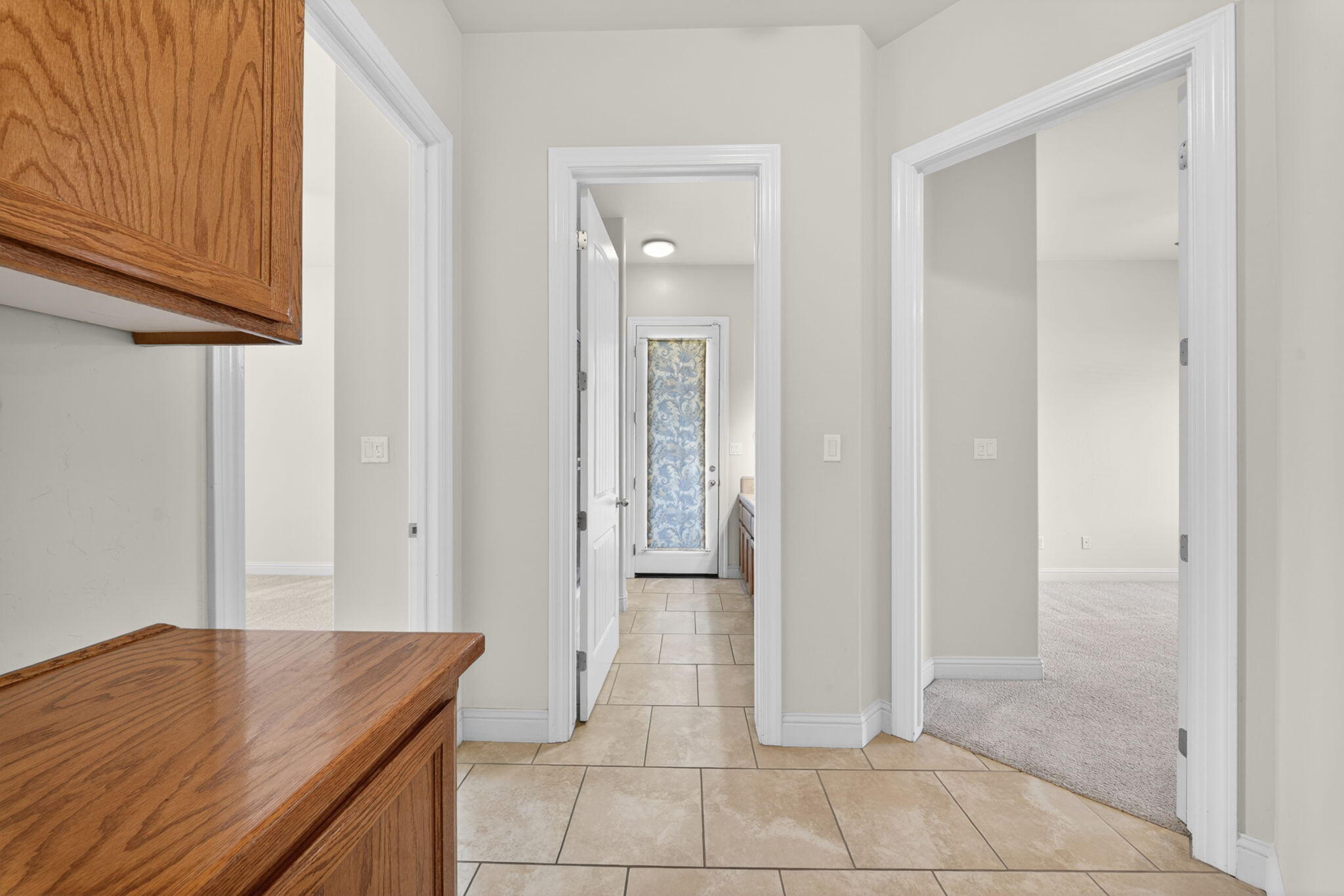 1567 NW Shelly Lane