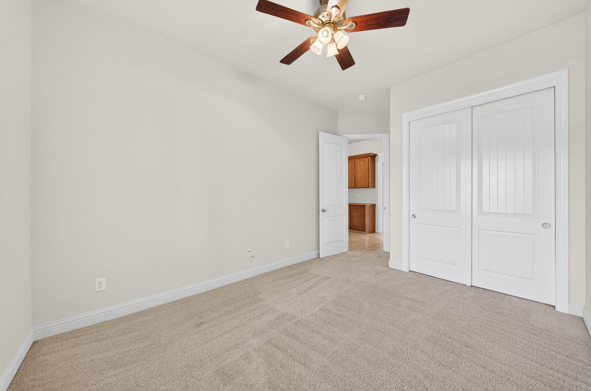 1567 NW Shelly Lane