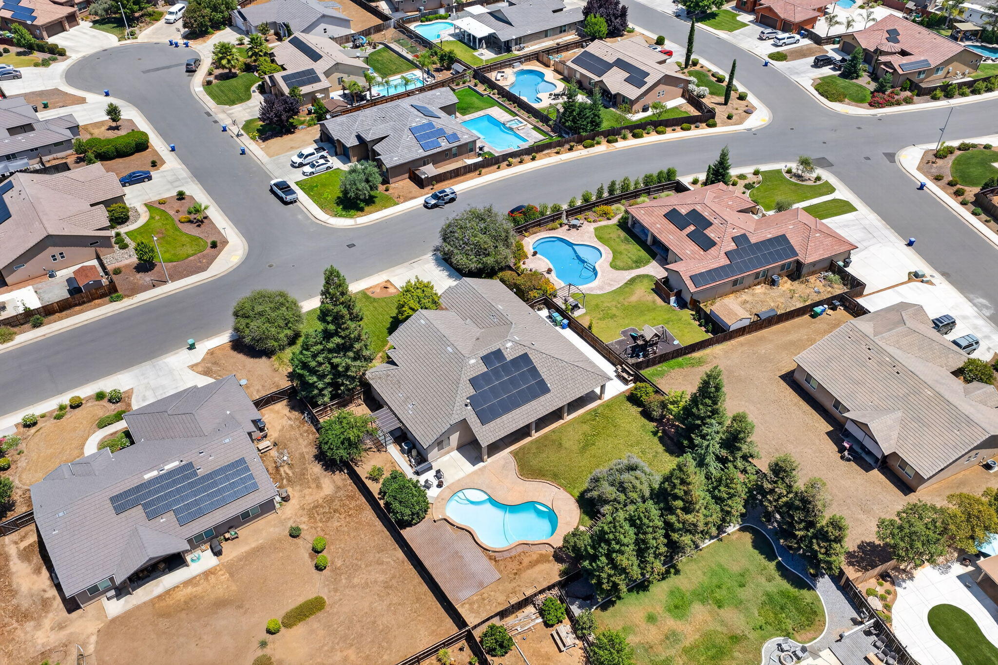 1567 NW Shelly Lane