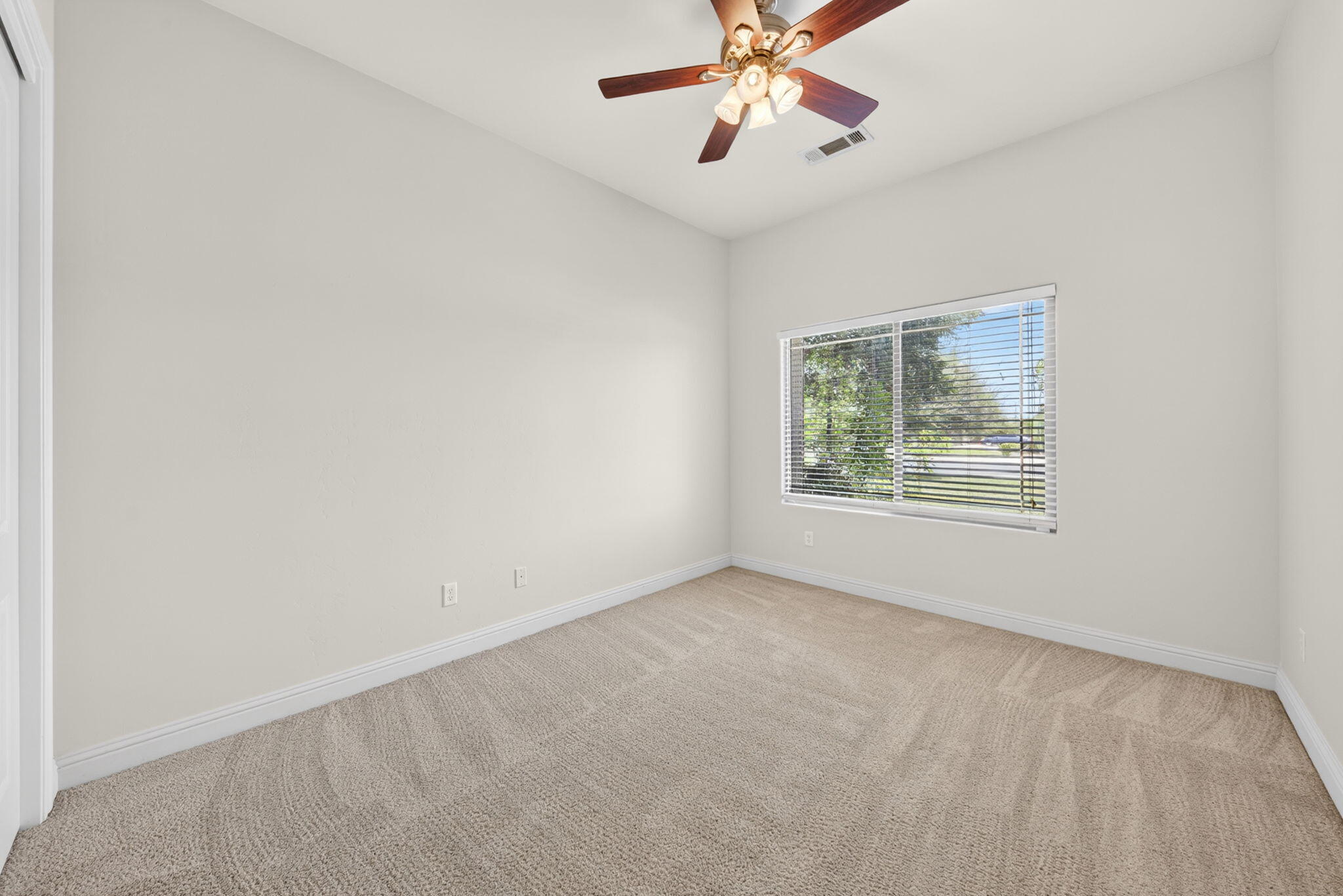 1567 NW Shelly Lane