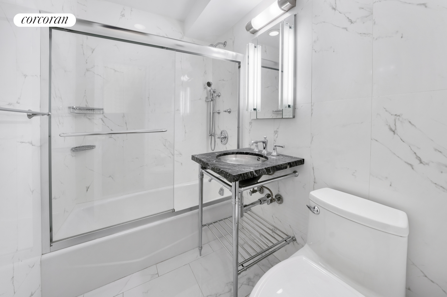 233 E 69TH Street 3L