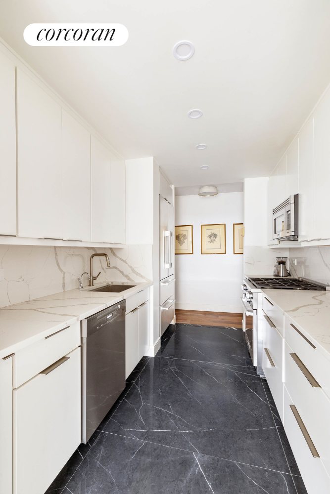 170 E 87TH Street W7C