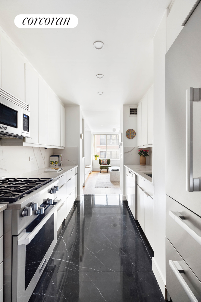 170 E 87TH Street W7C