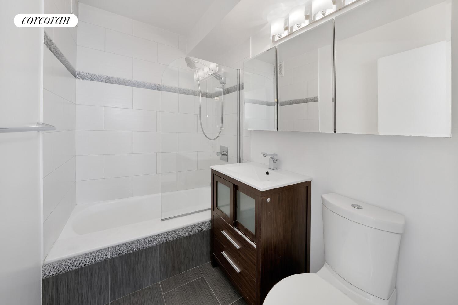 233 E 69TH Street 12K