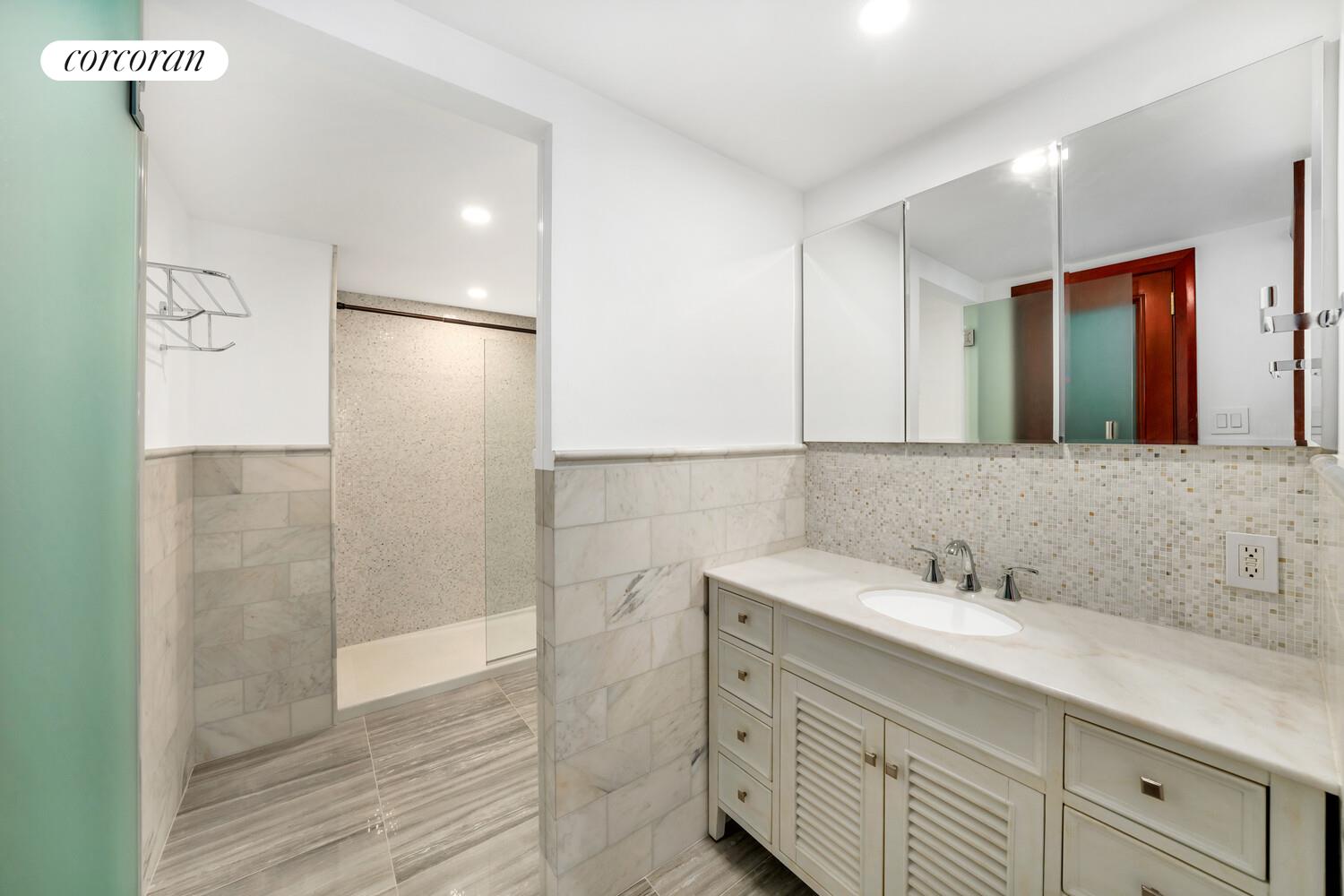 150 E 61ST Street 6E