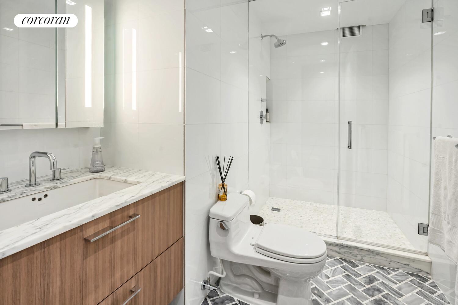 315 E 72ND Street 17J