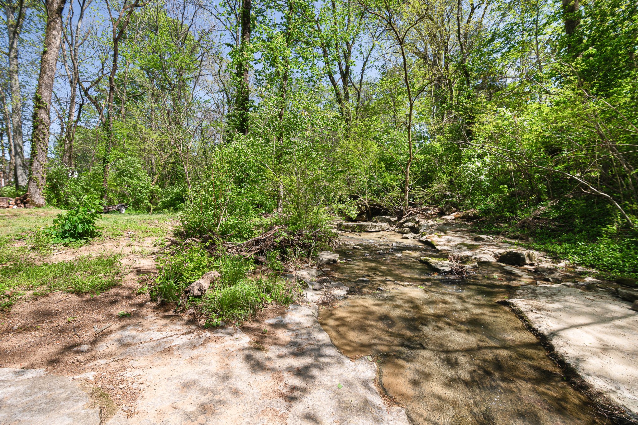 6025 Inglenook Dr